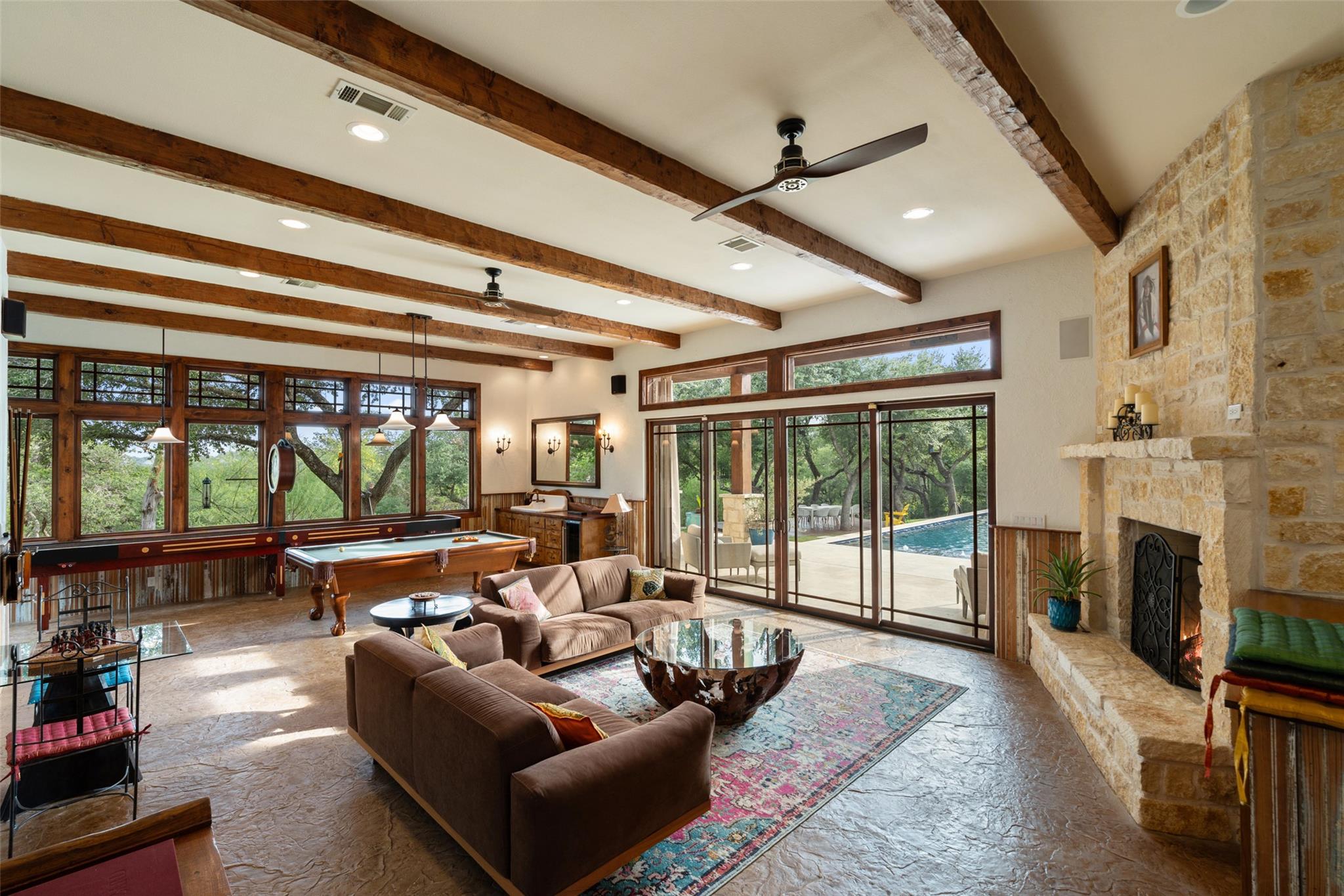601 Crystal Creek Dr, Austin, TX 78746