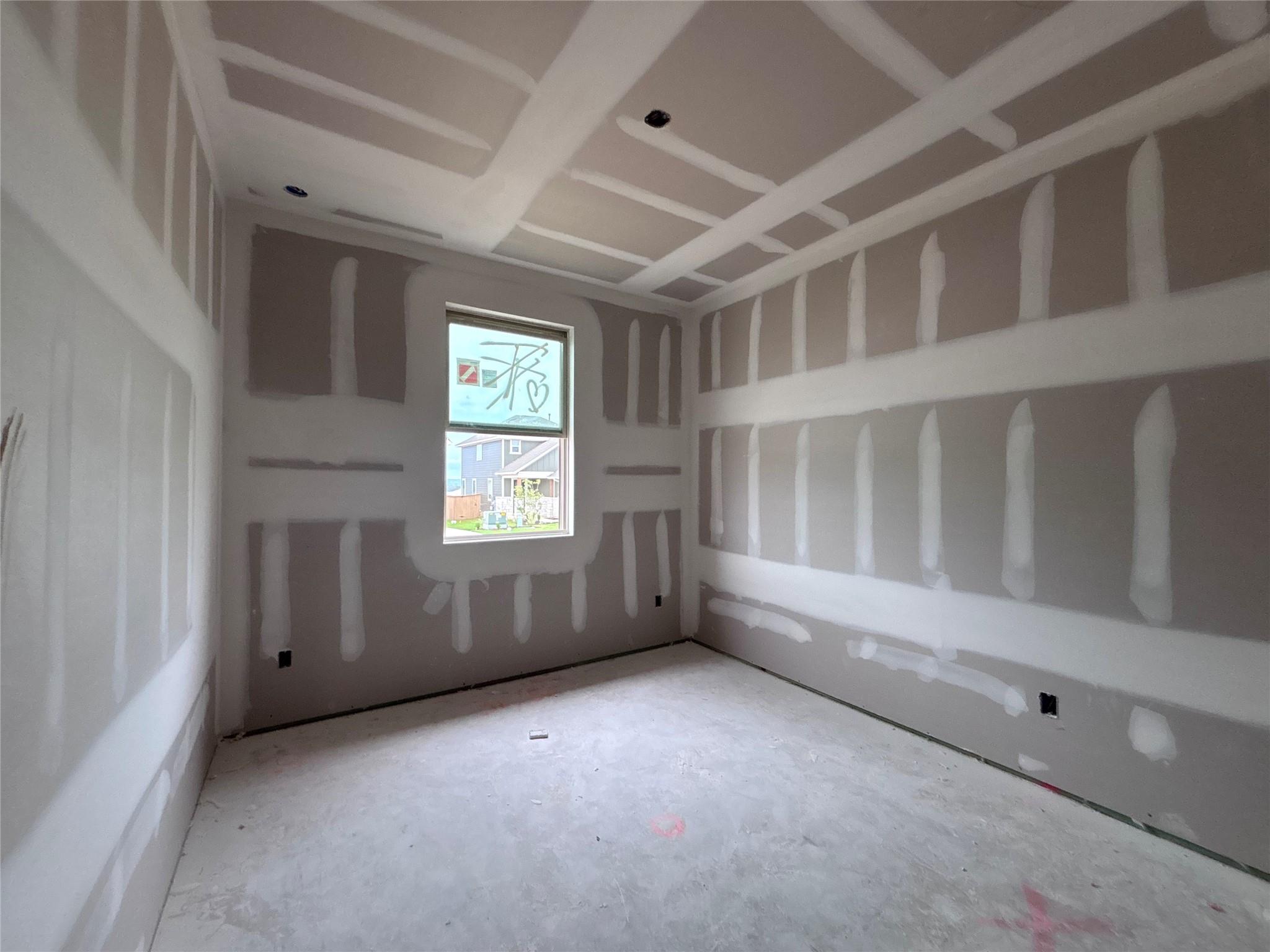 114 Holzinger Bnd, Bastrop, TX 78602