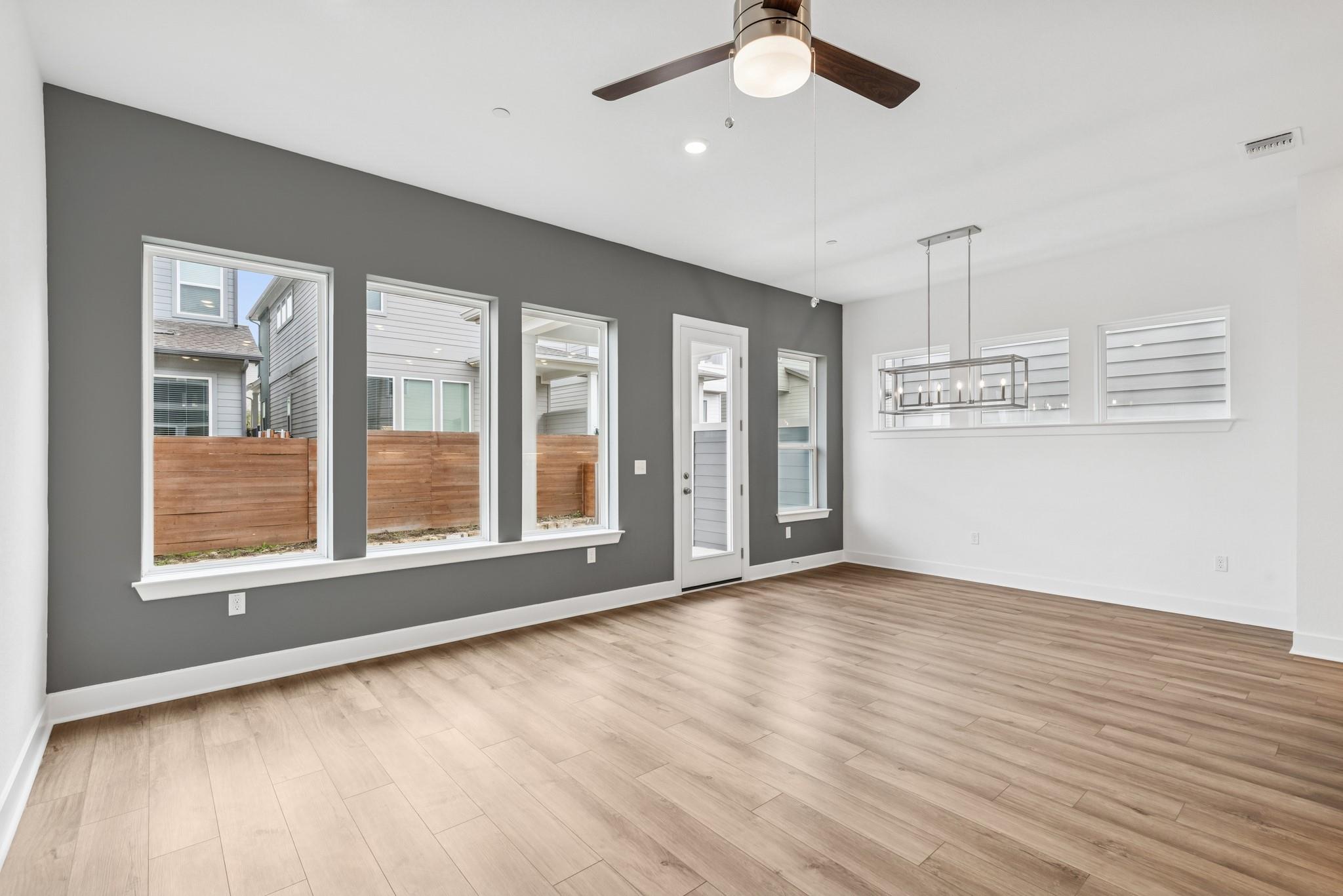 5511 Forks Rd, Austin, TX 78747