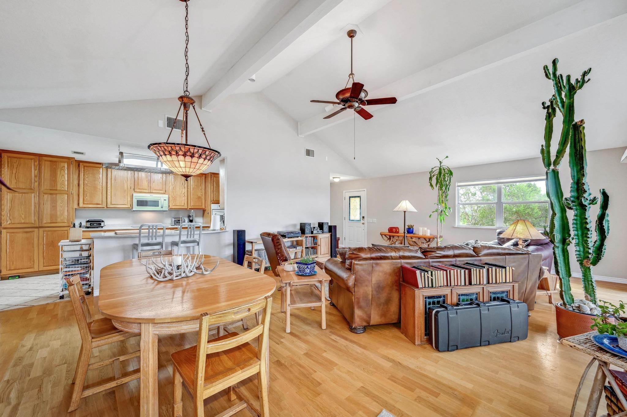 1231 Montell Rd Rd, Wimberley, TX 78676