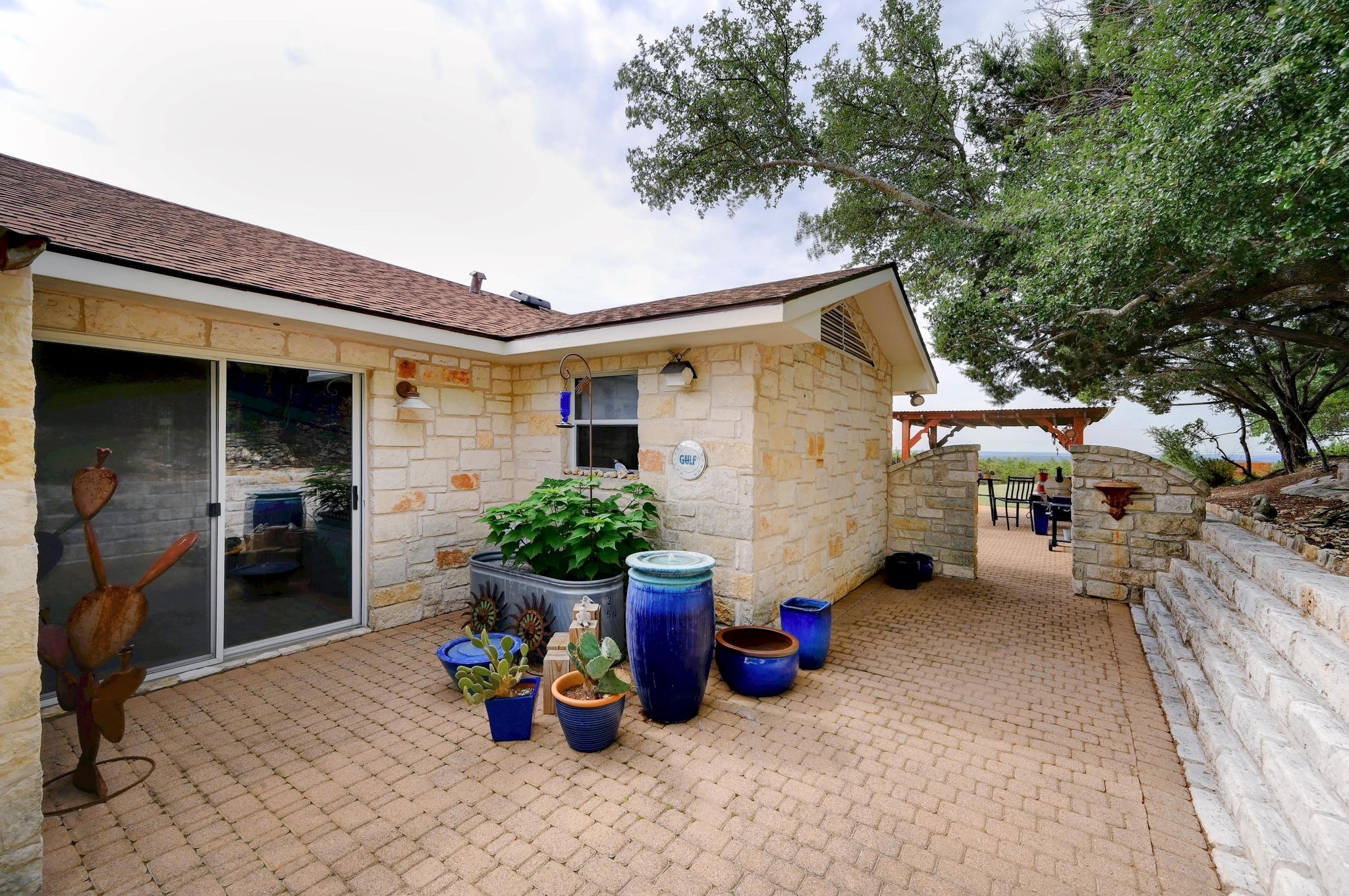 1231 Montell Rd Rd, Wimberley, TX 78676
