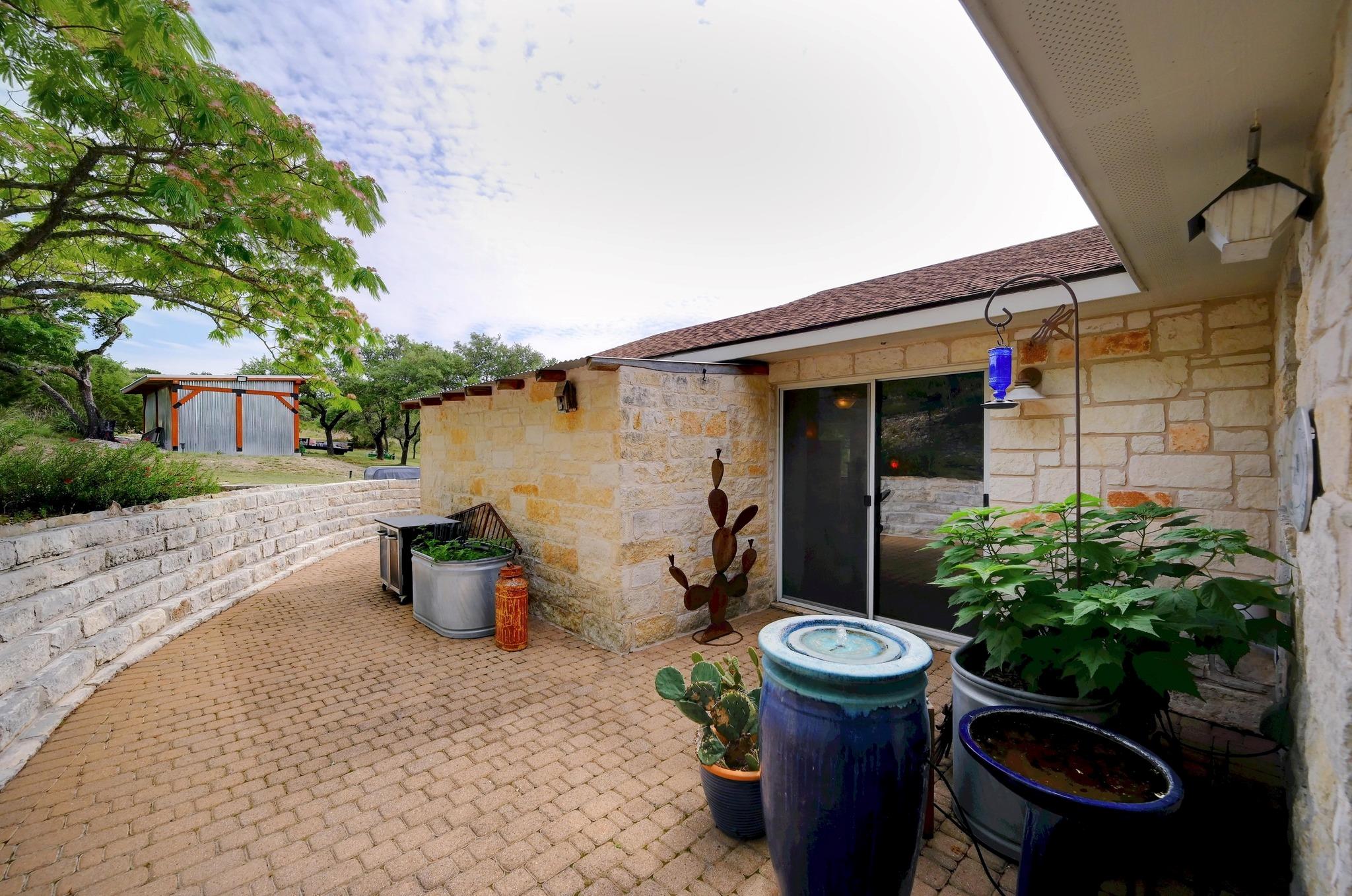 1231 Montell Rd Rd, Wimberley, TX 78676
