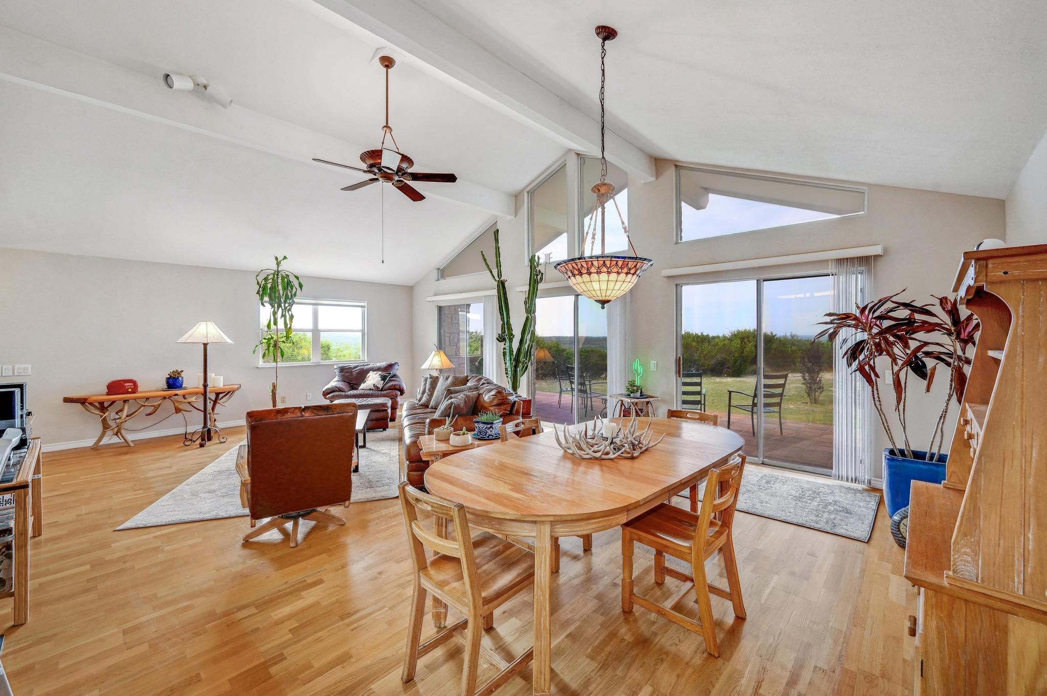 1231 Montell Rd Rd, Wimberley, TX 78676