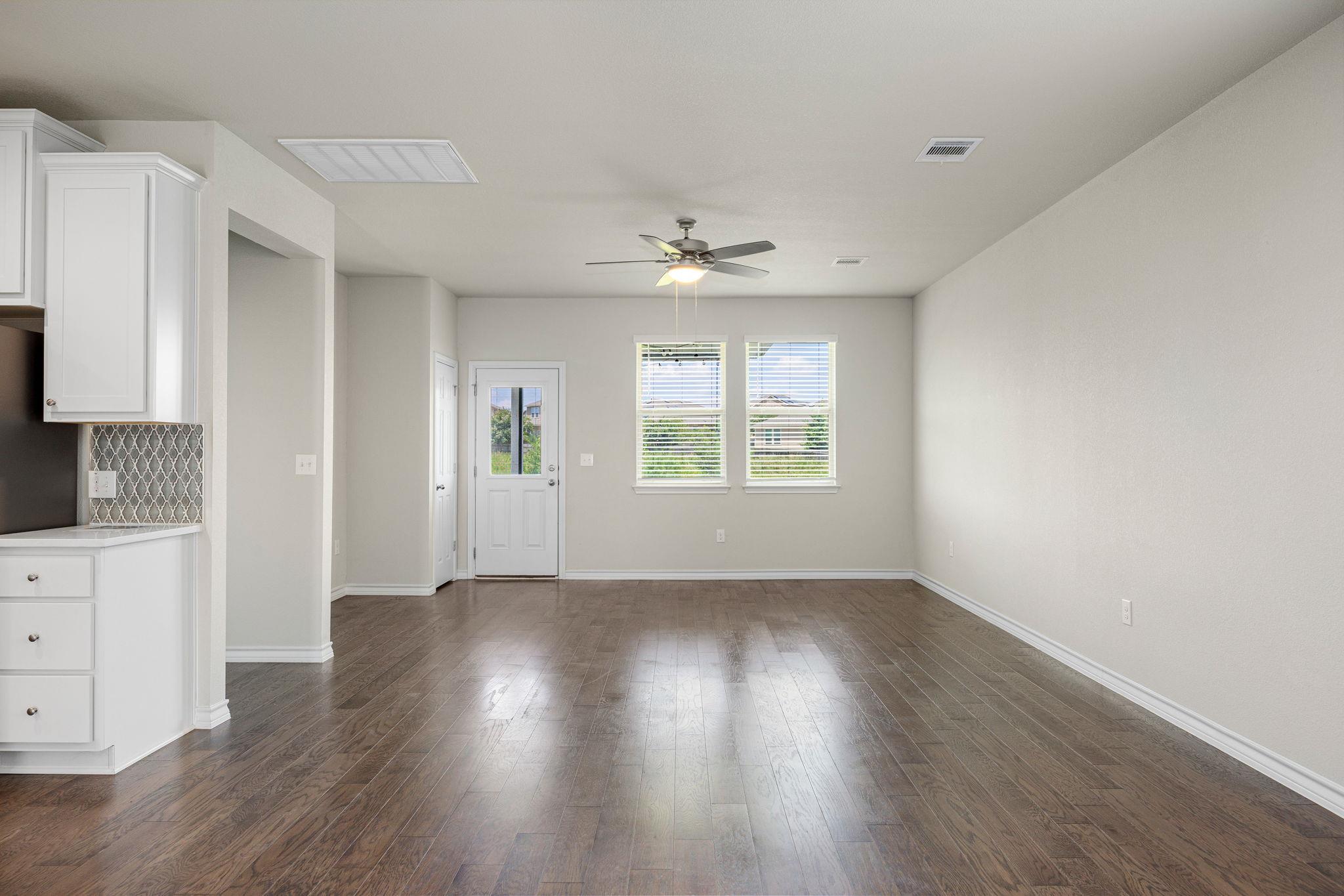 11820 Offaly Dr, Austin, TX 78754