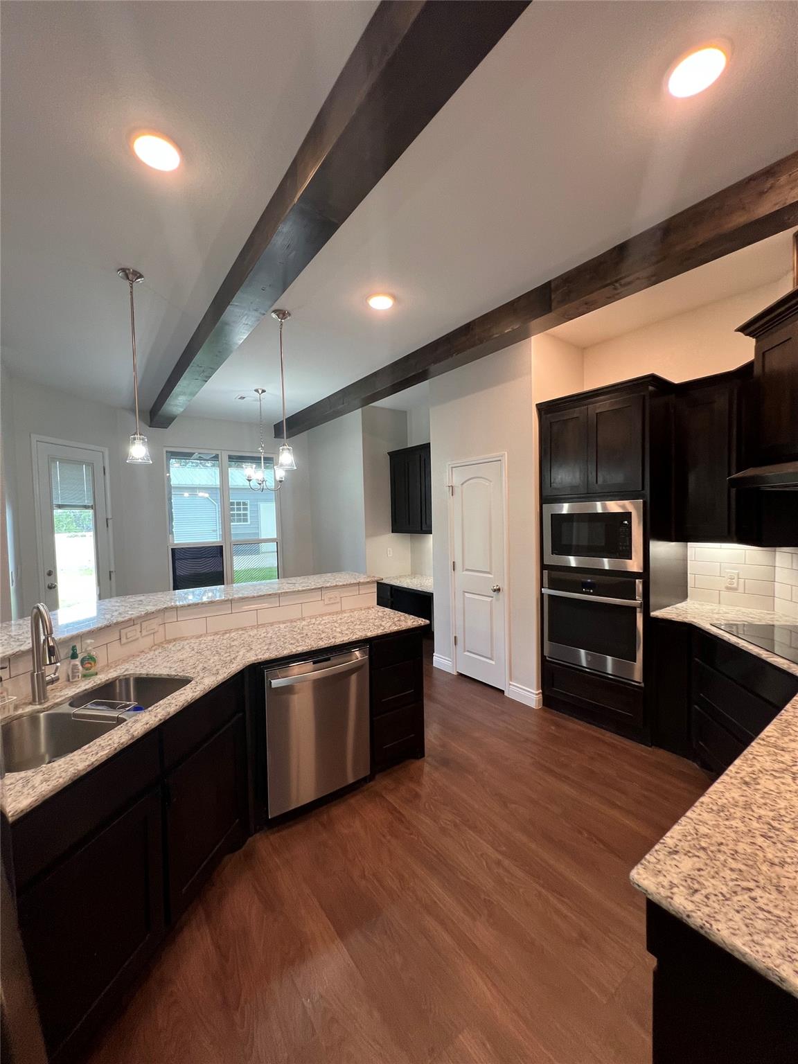 312 Sunrise Hls, Lampasas, TX 76550