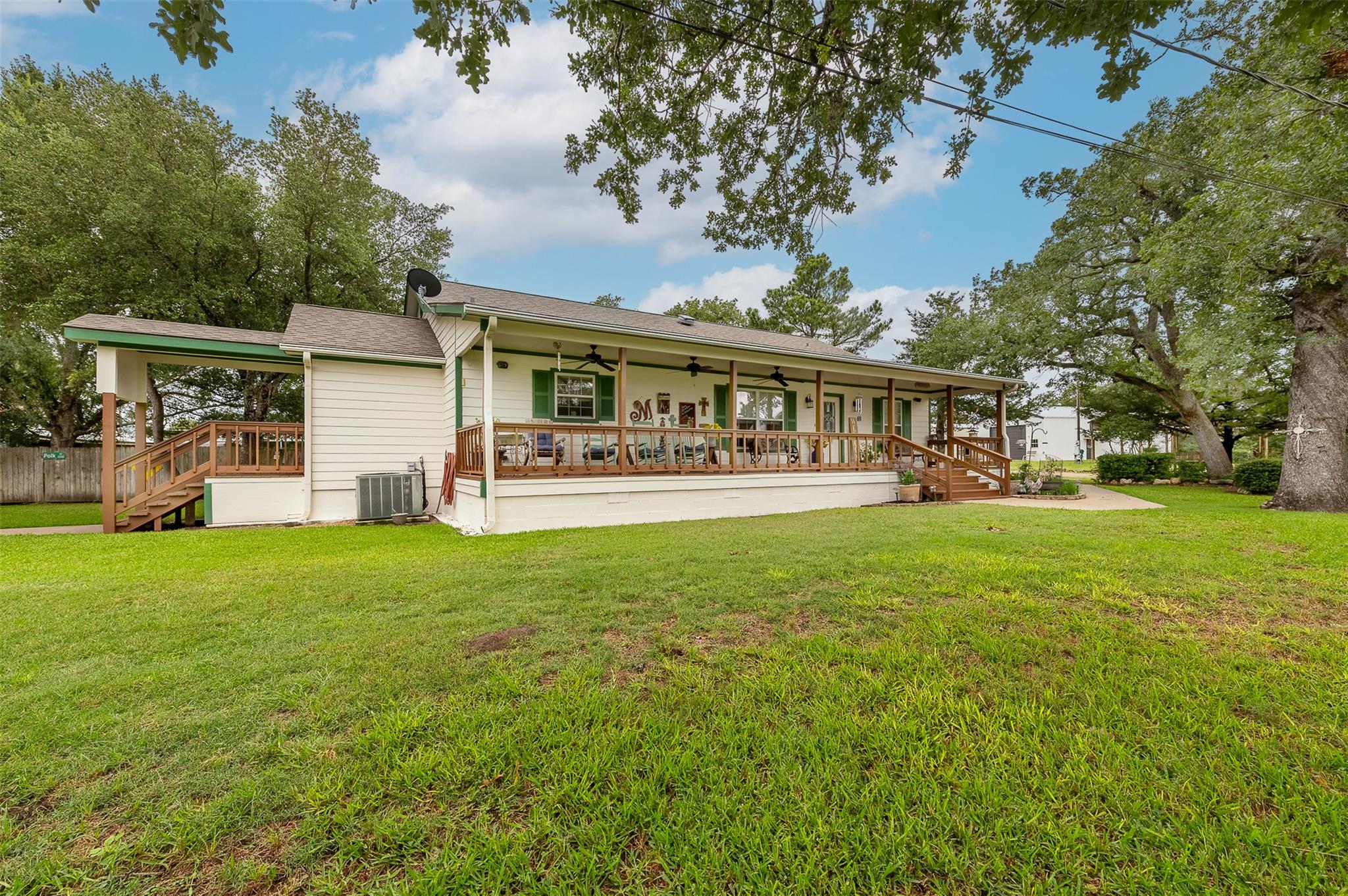 505 Sage Brush Dr, Somerville, TX 77879