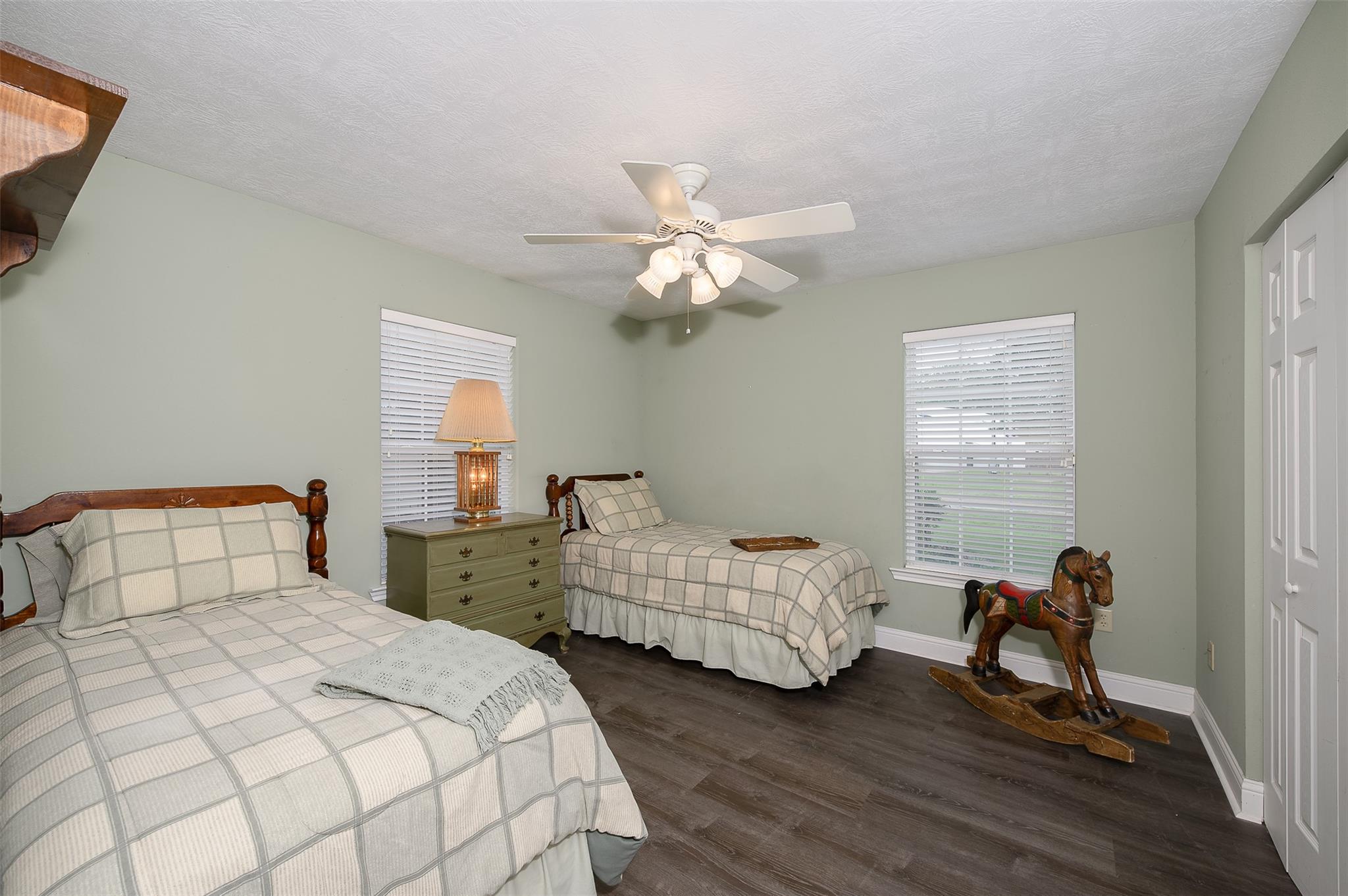 505 Sage Brush Dr, Somerville, TX 77879