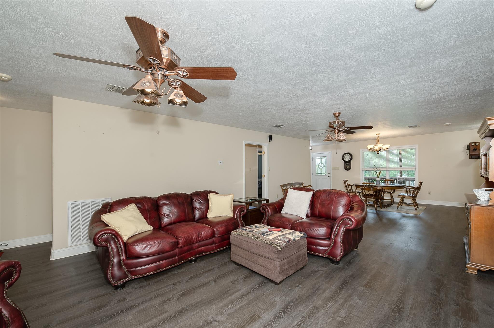 505 Sage Brush Dr, Somerville, TX 77879