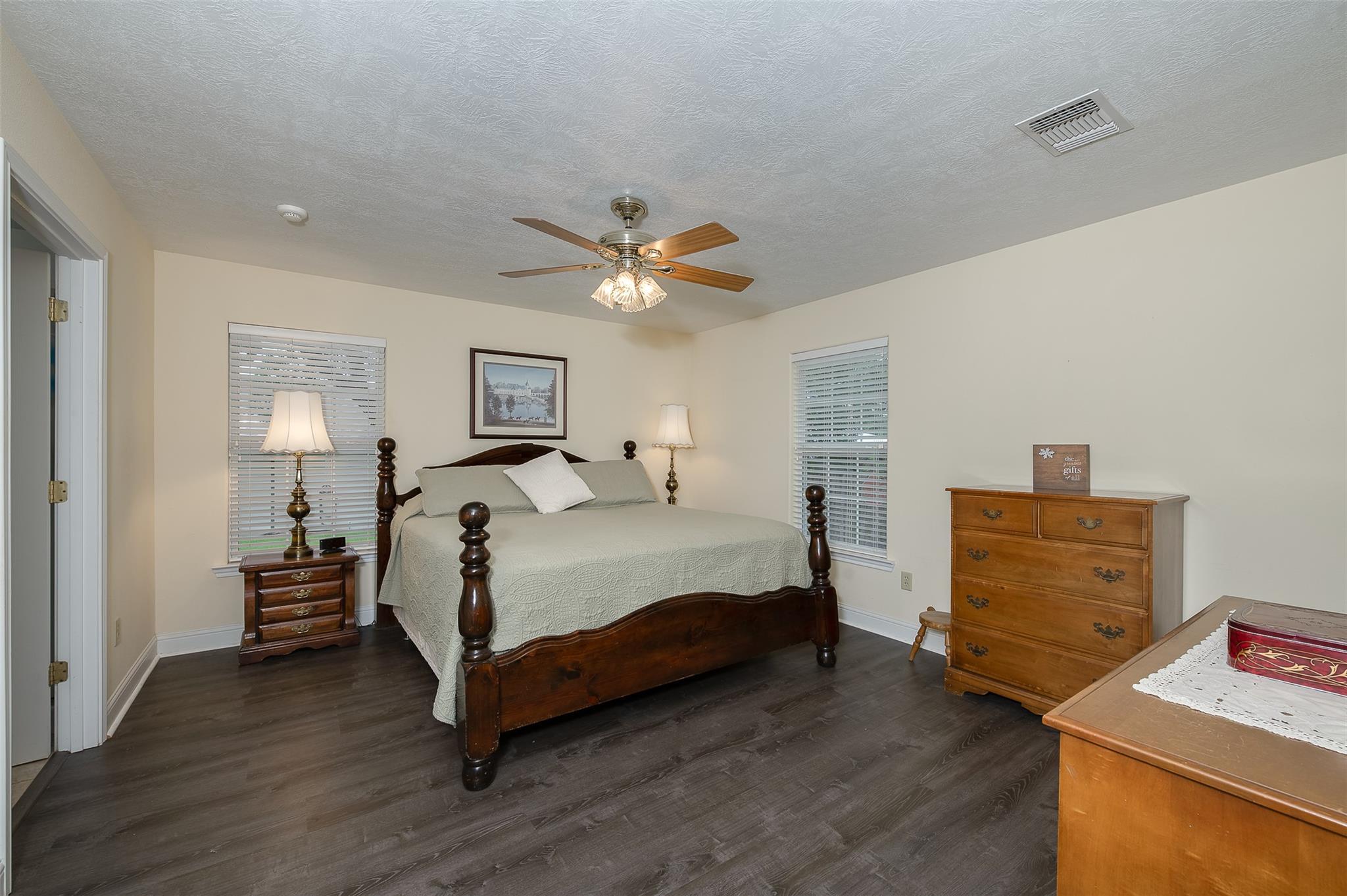 505 Sage Brush Dr, Somerville, TX 77879