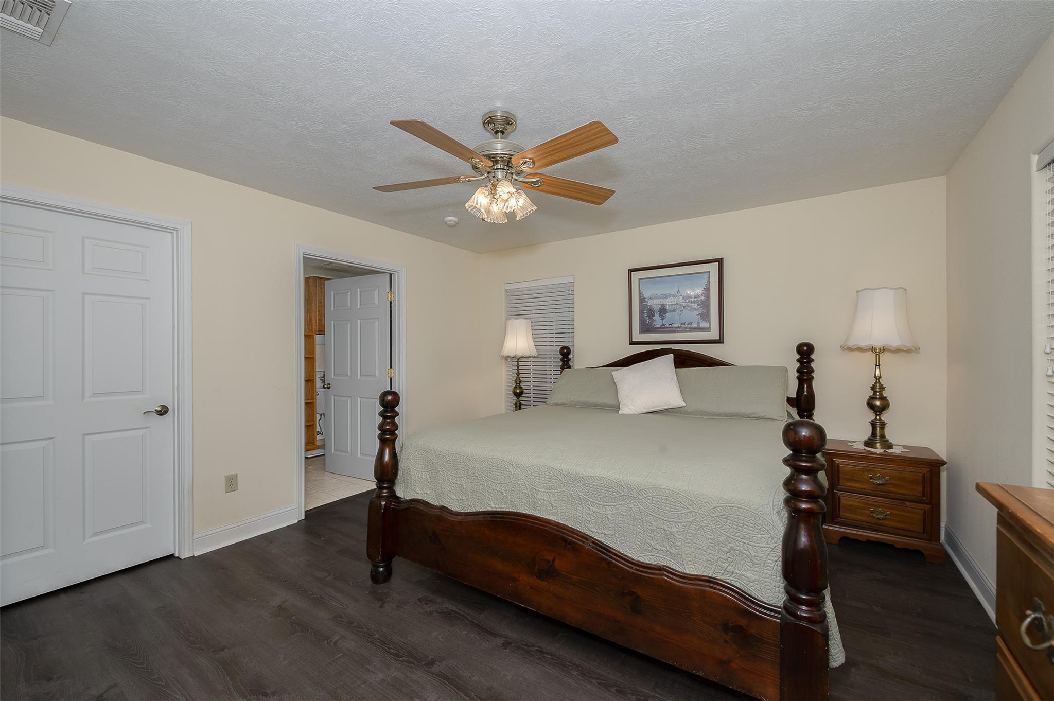 505 Sage Brush Dr, Somerville, TX 77879