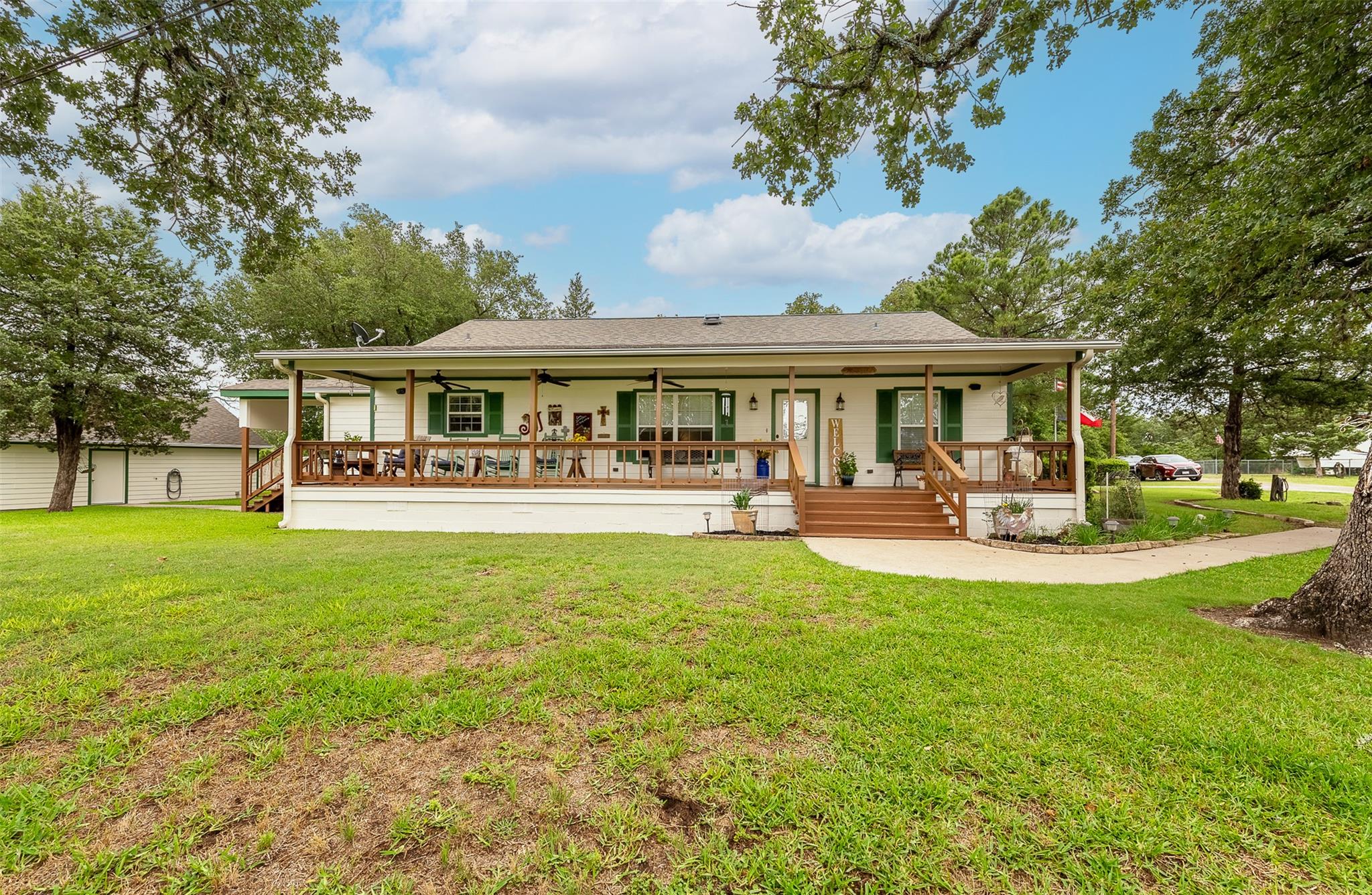 505 Sage Brush Dr, Somerville, TX 77879