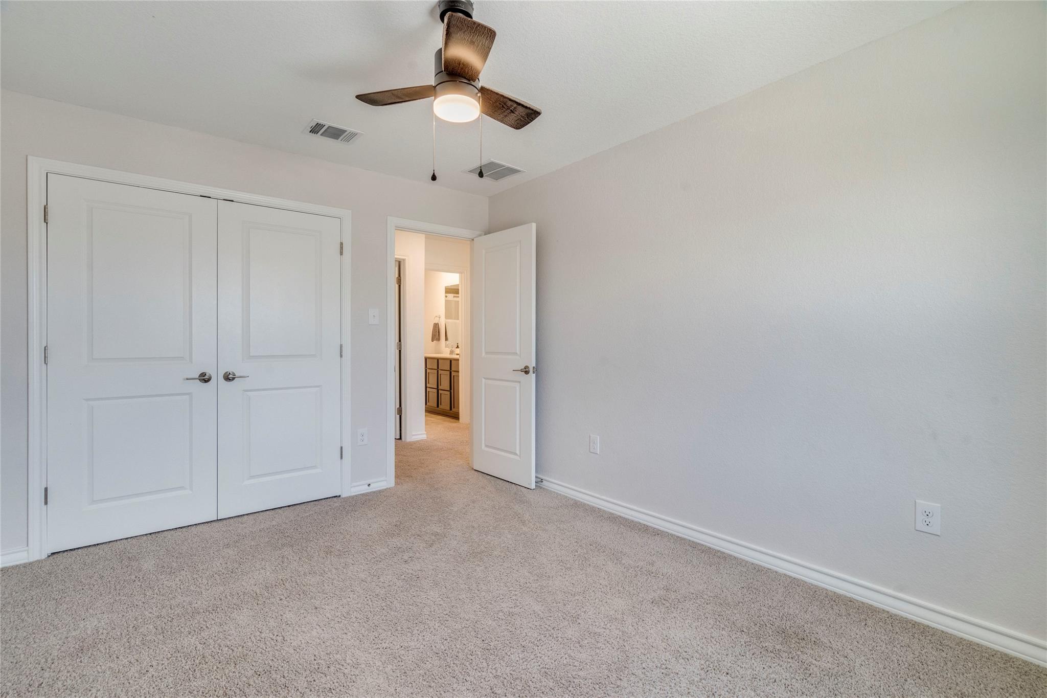 572 Pepperbark Loop, Buda, TX 78610