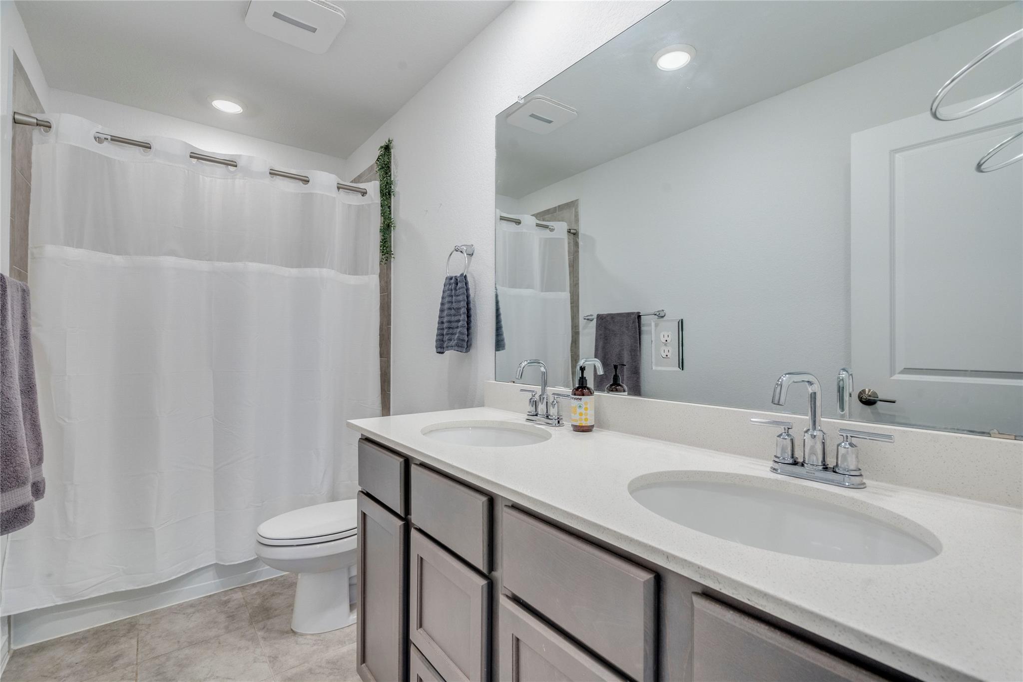 572 Pepperbark Loop, Buda, TX 78610