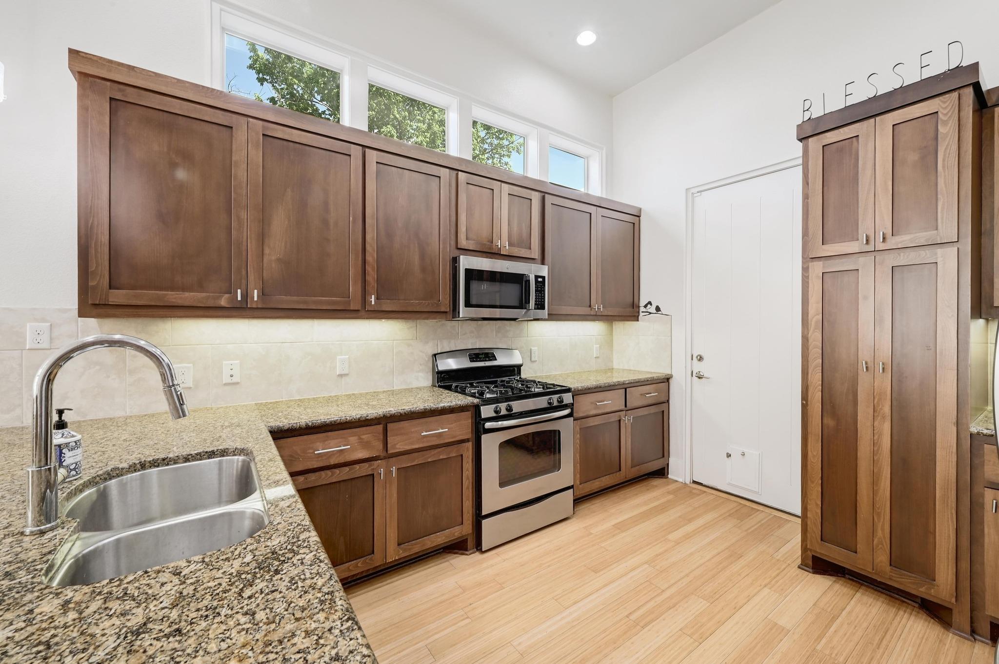 1601 Houston St # 2, Austin, TX 78756