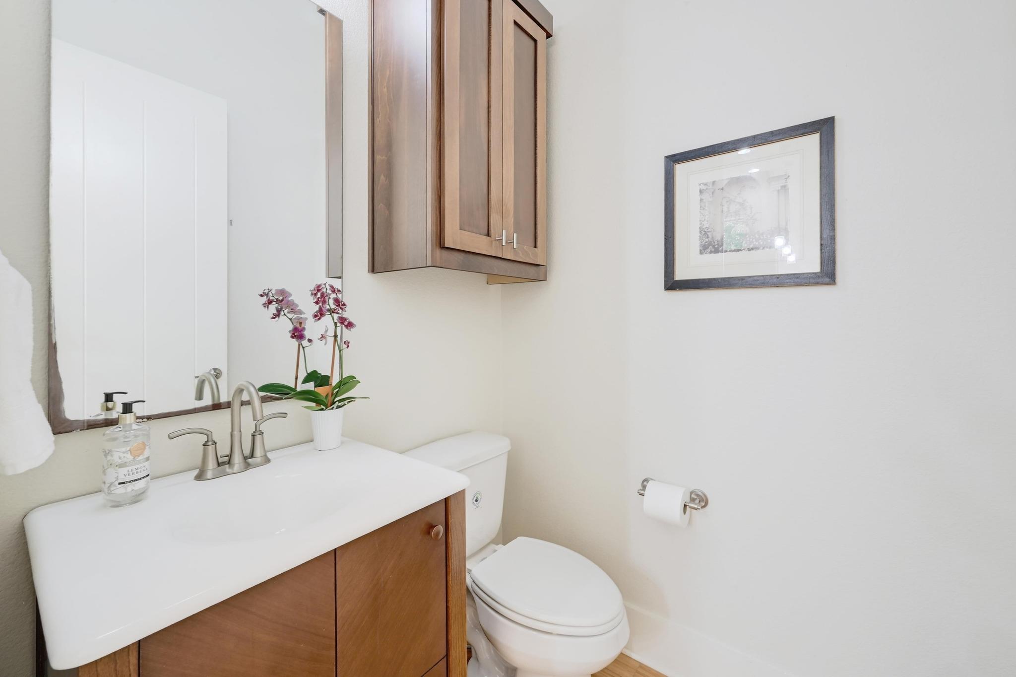 1601 Houston St # 2, Austin, TX 78756