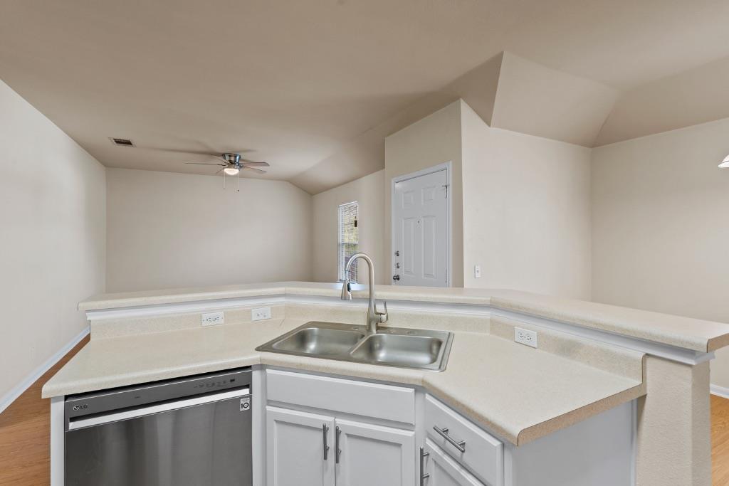 3301 El Salido Pkwy # 621, Cedar Park, TX 78613