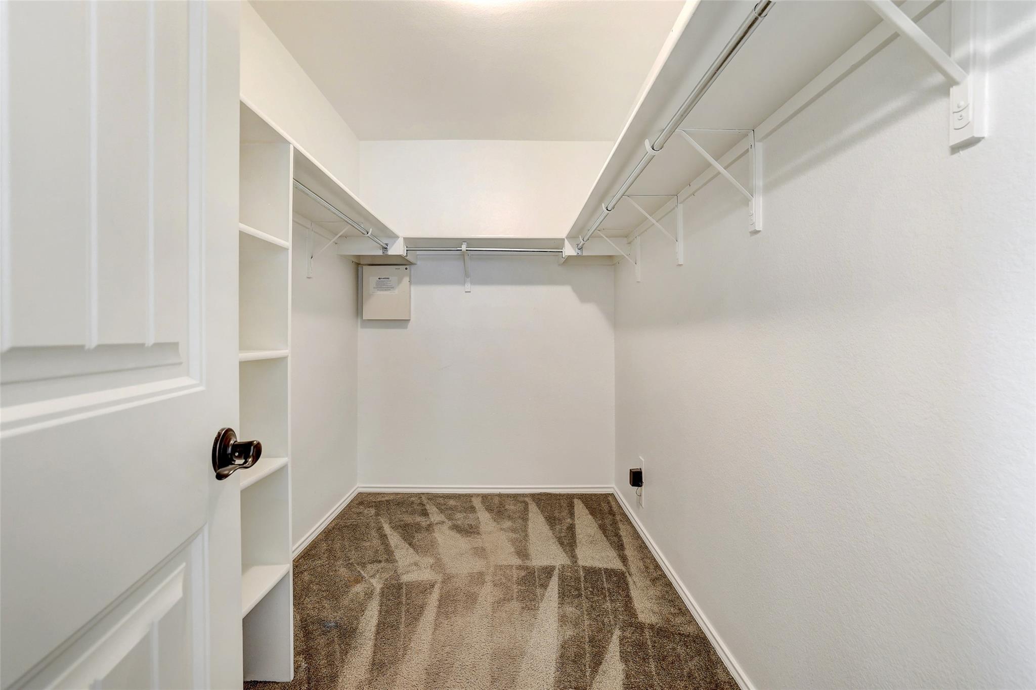 14705 Fairland Dr, Pflugerville, TX 78660