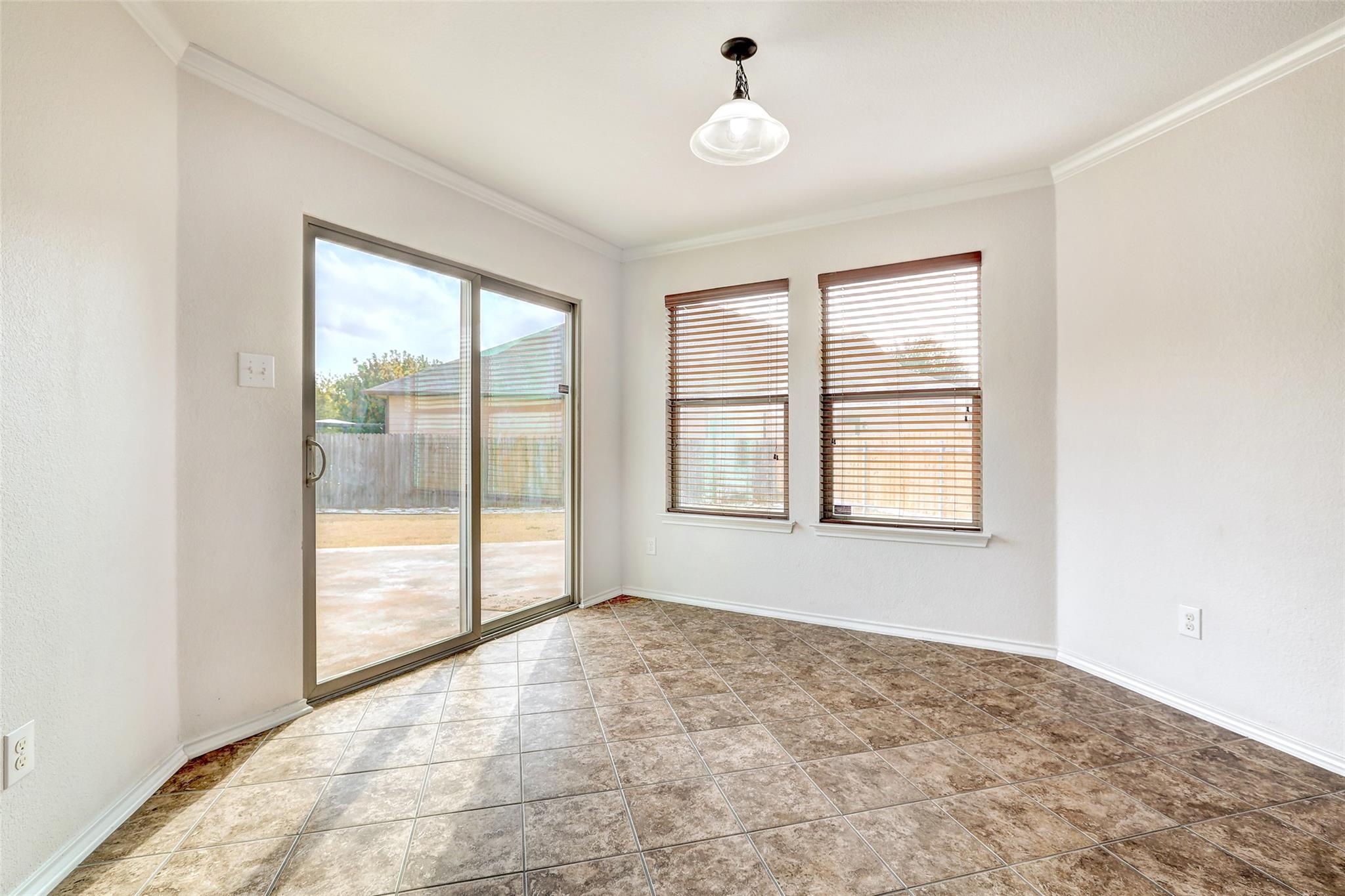 14705 Fairland Dr, Pflugerville, TX 78660