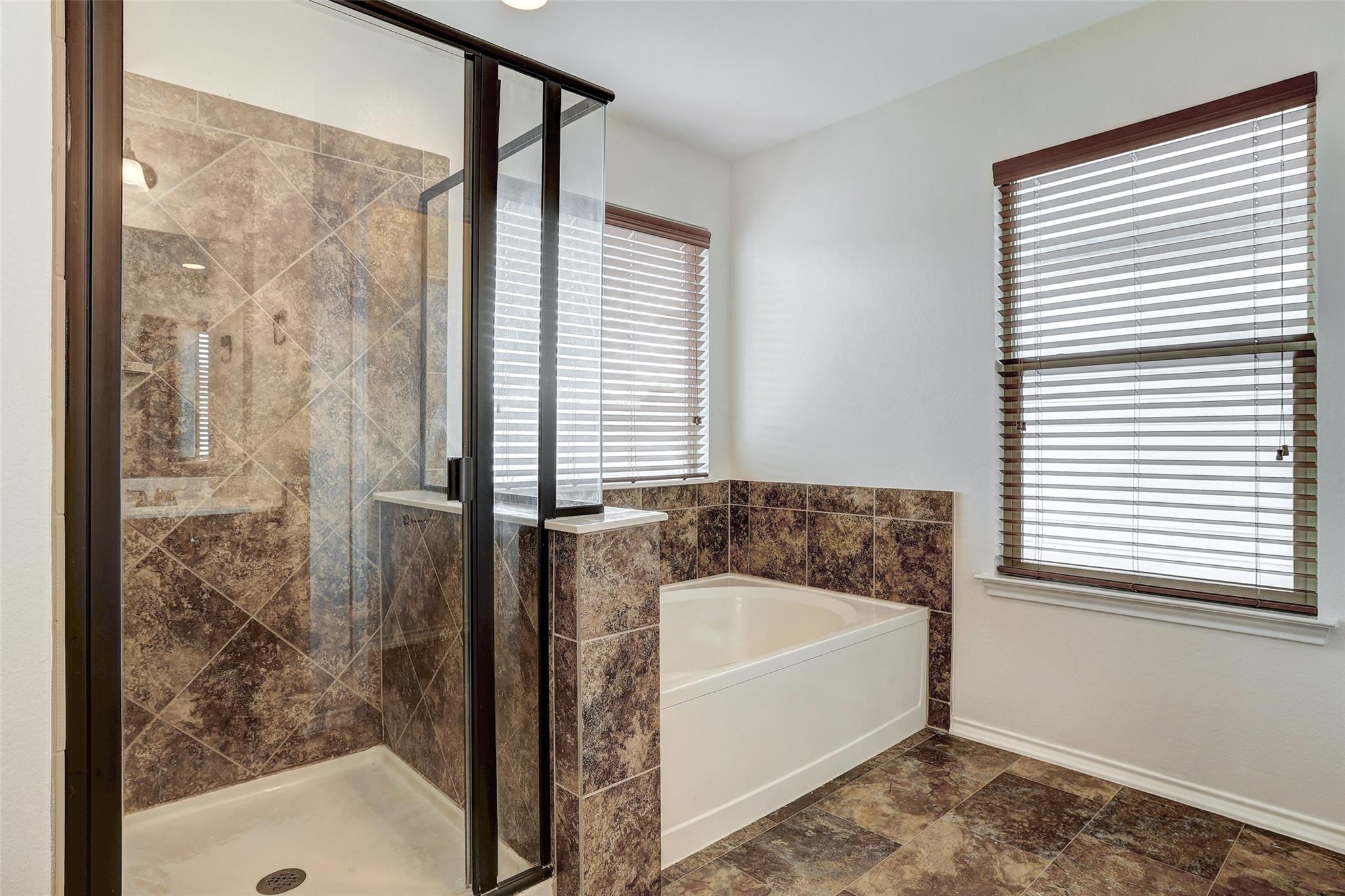 14705 Fairland Dr, Pflugerville, TX 78660