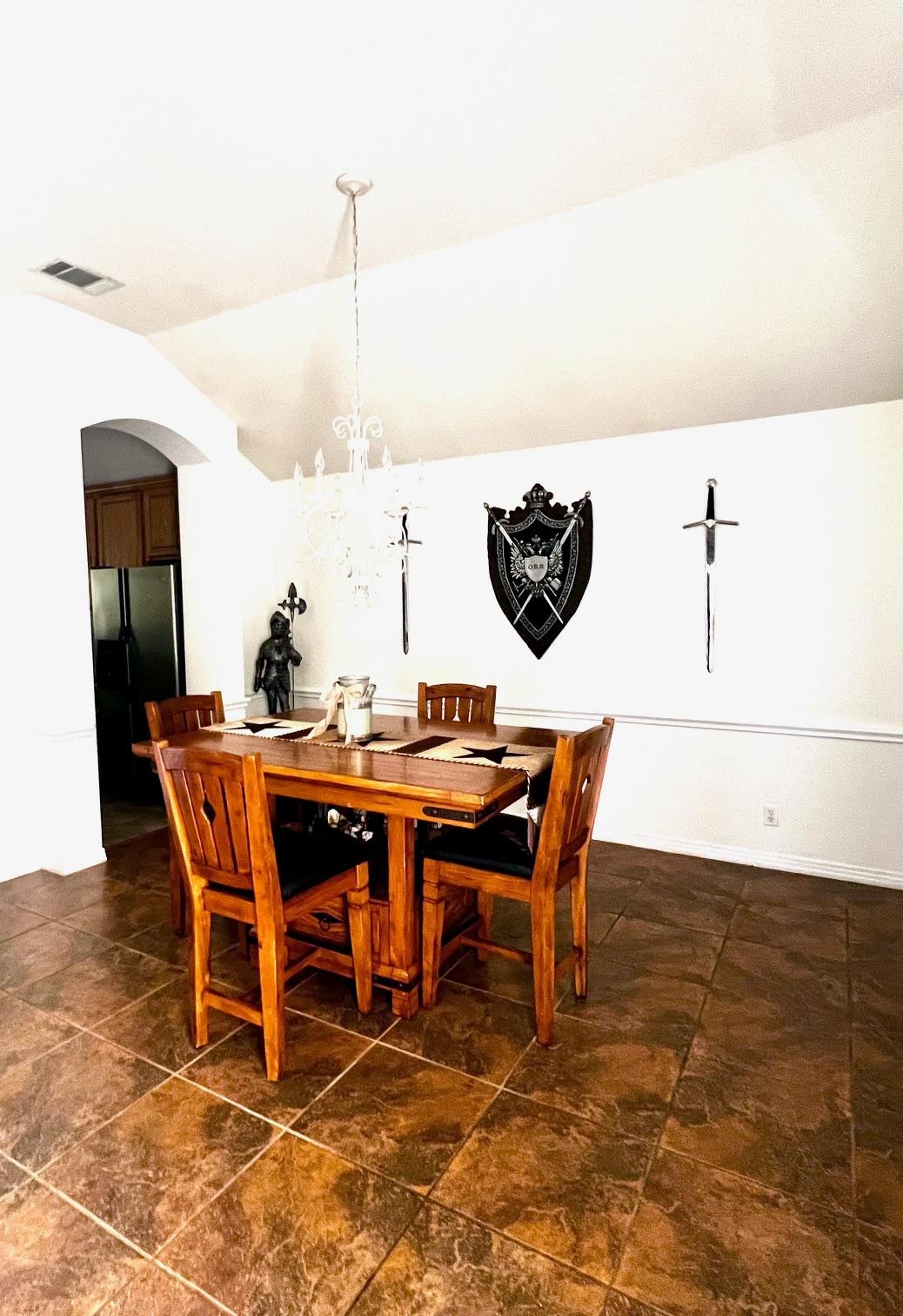 106 Hobbs Creek Cv, Cedar Creek, TX 78612