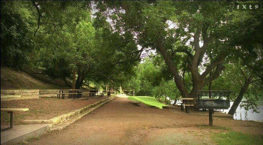 1906 W Moeta Dr, Austin, TX 78734