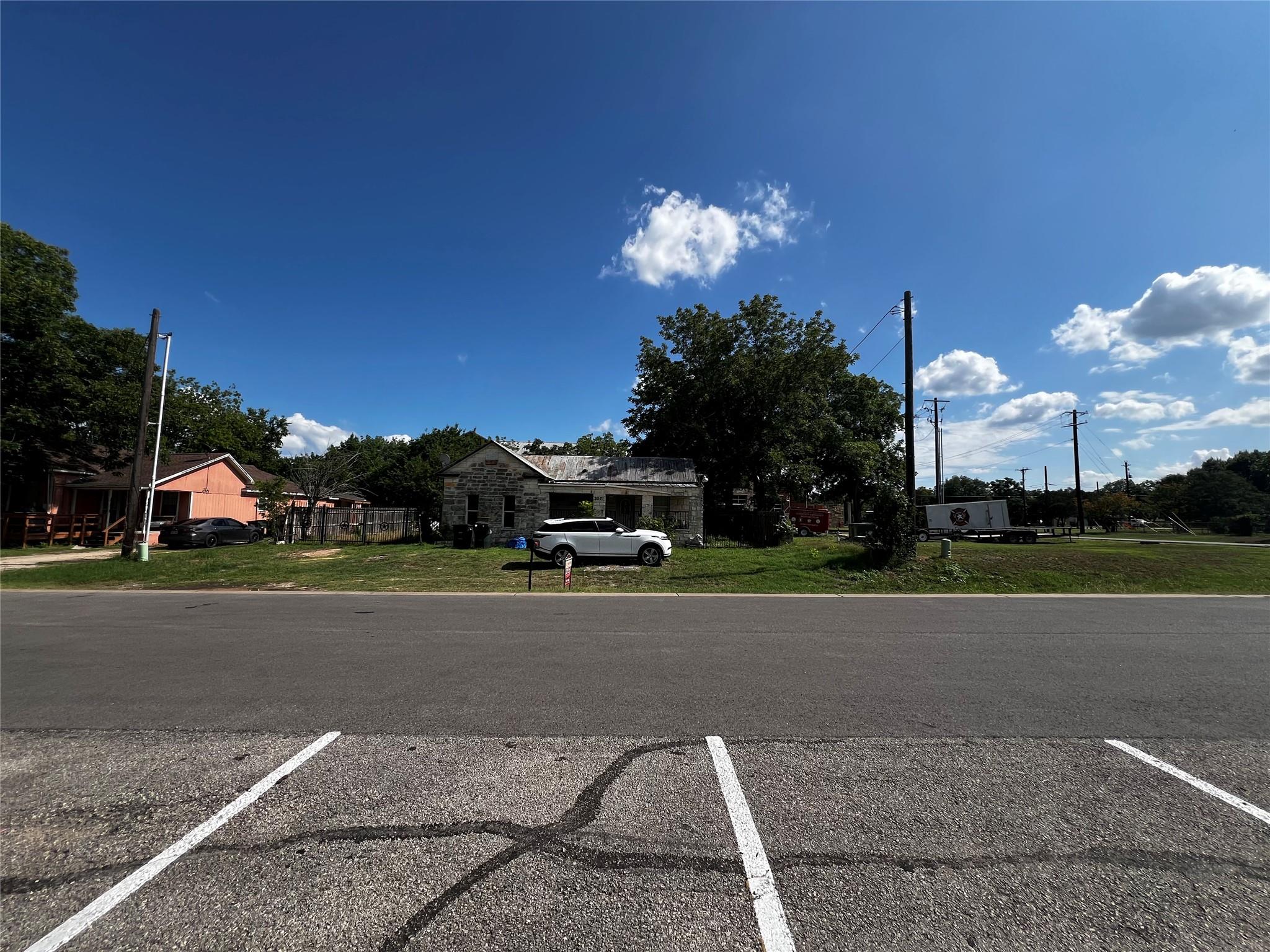 207 Miller St, Kyle, TX 78640