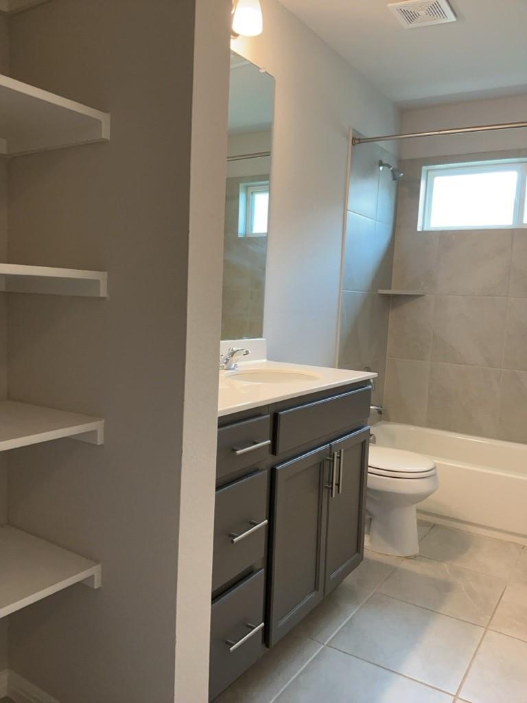 3200 College Park Dr # 94, Round Rock, TX 78665