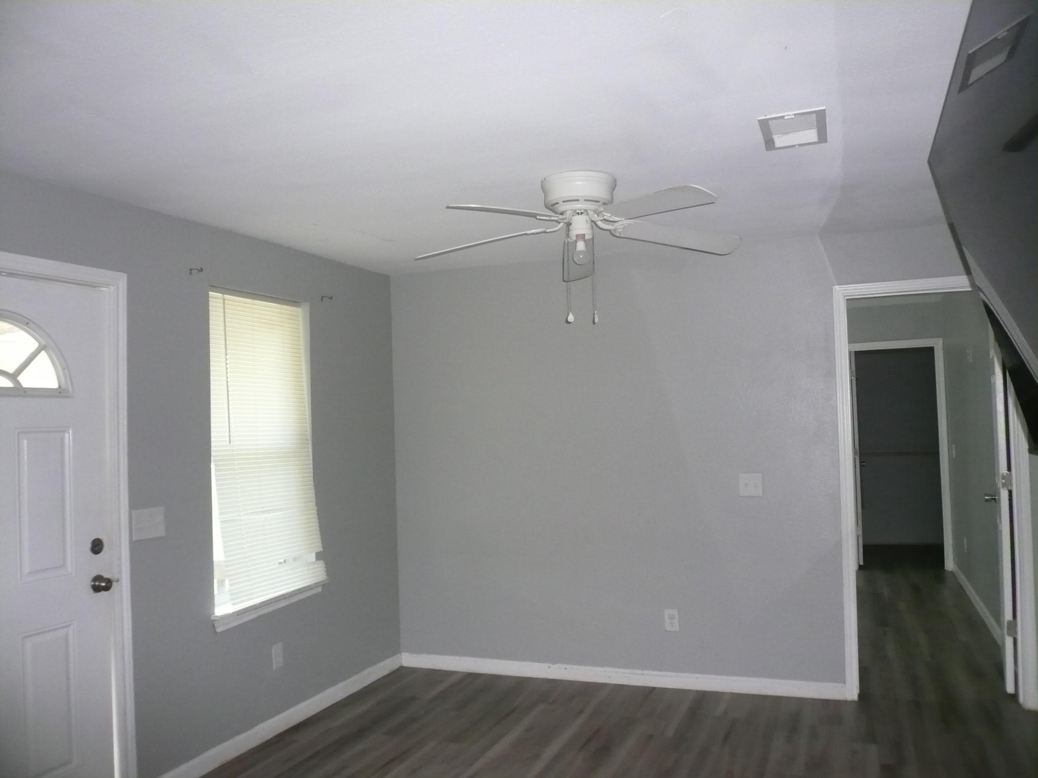 502 Ross St, Smithville, TX 78957