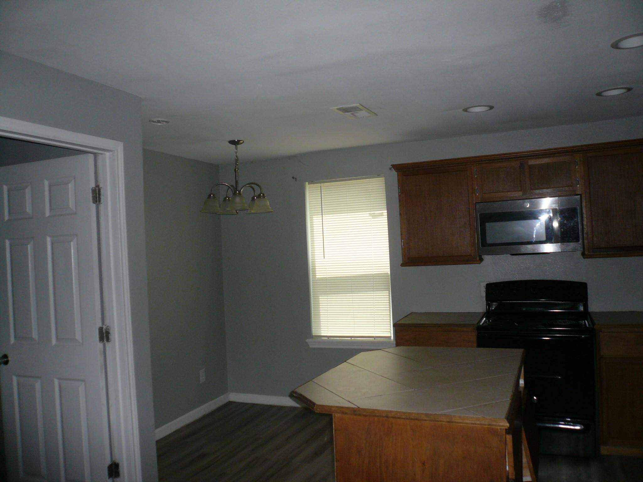 502 Ross St, Smithville, TX 78957