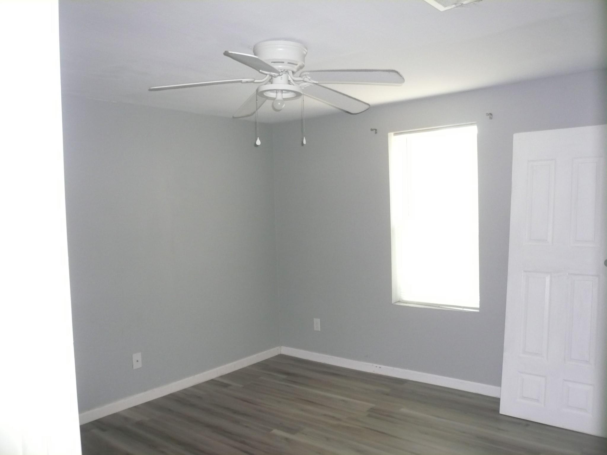 502 Ross St, Smithville, TX 78957