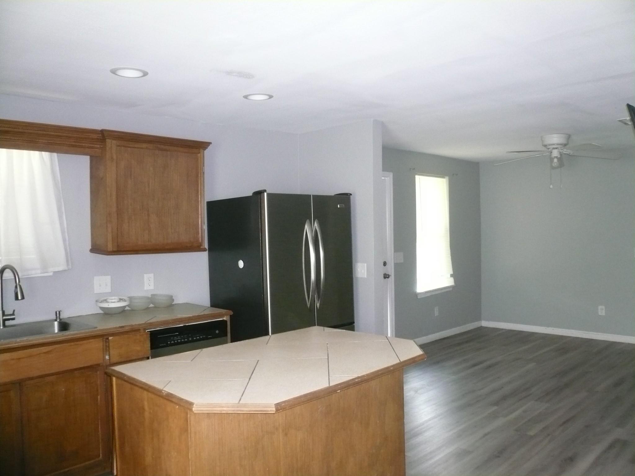 502 Ross St, Smithville, TX 78957