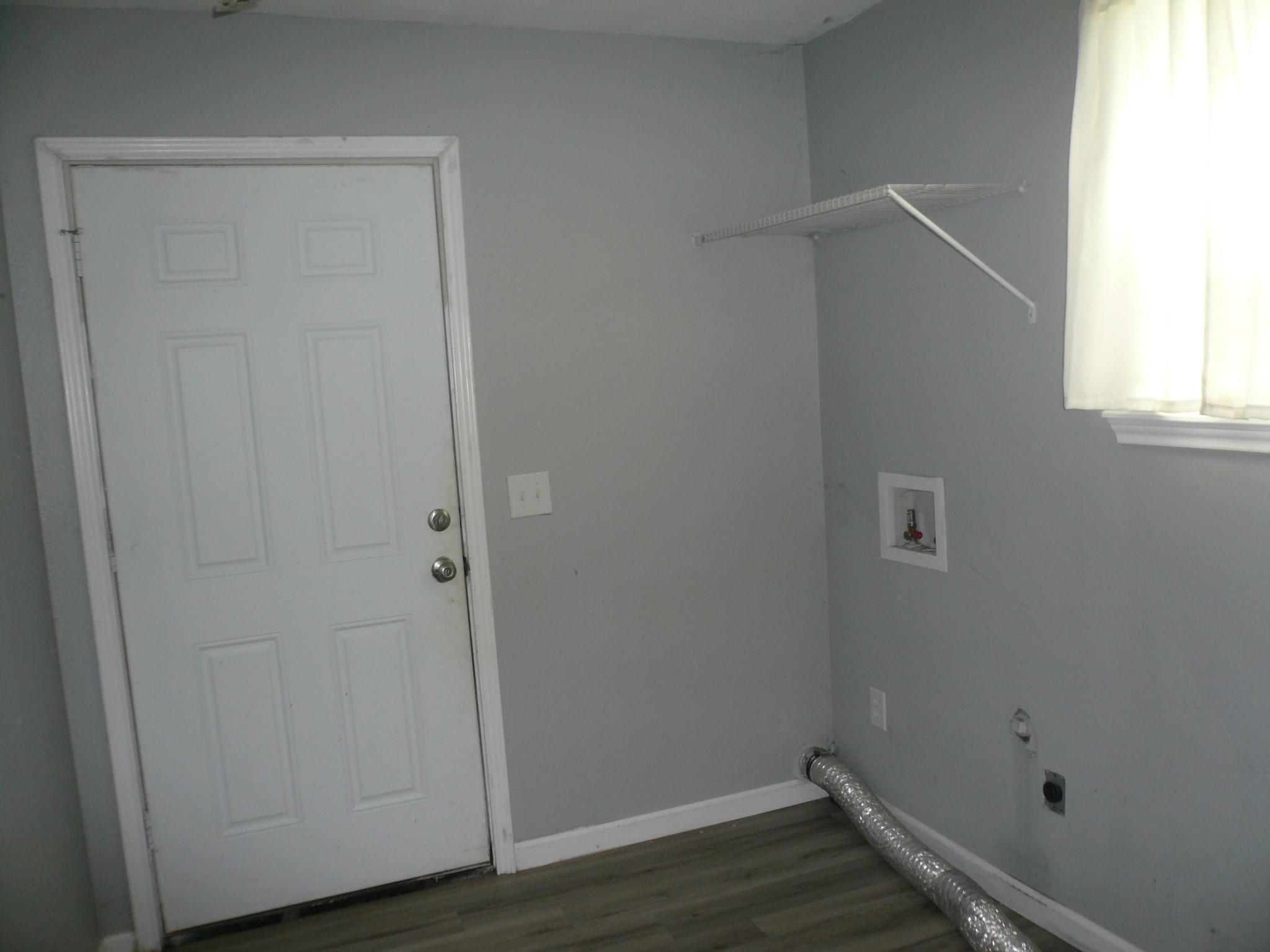 502 Ross St, Smithville, TX 78957