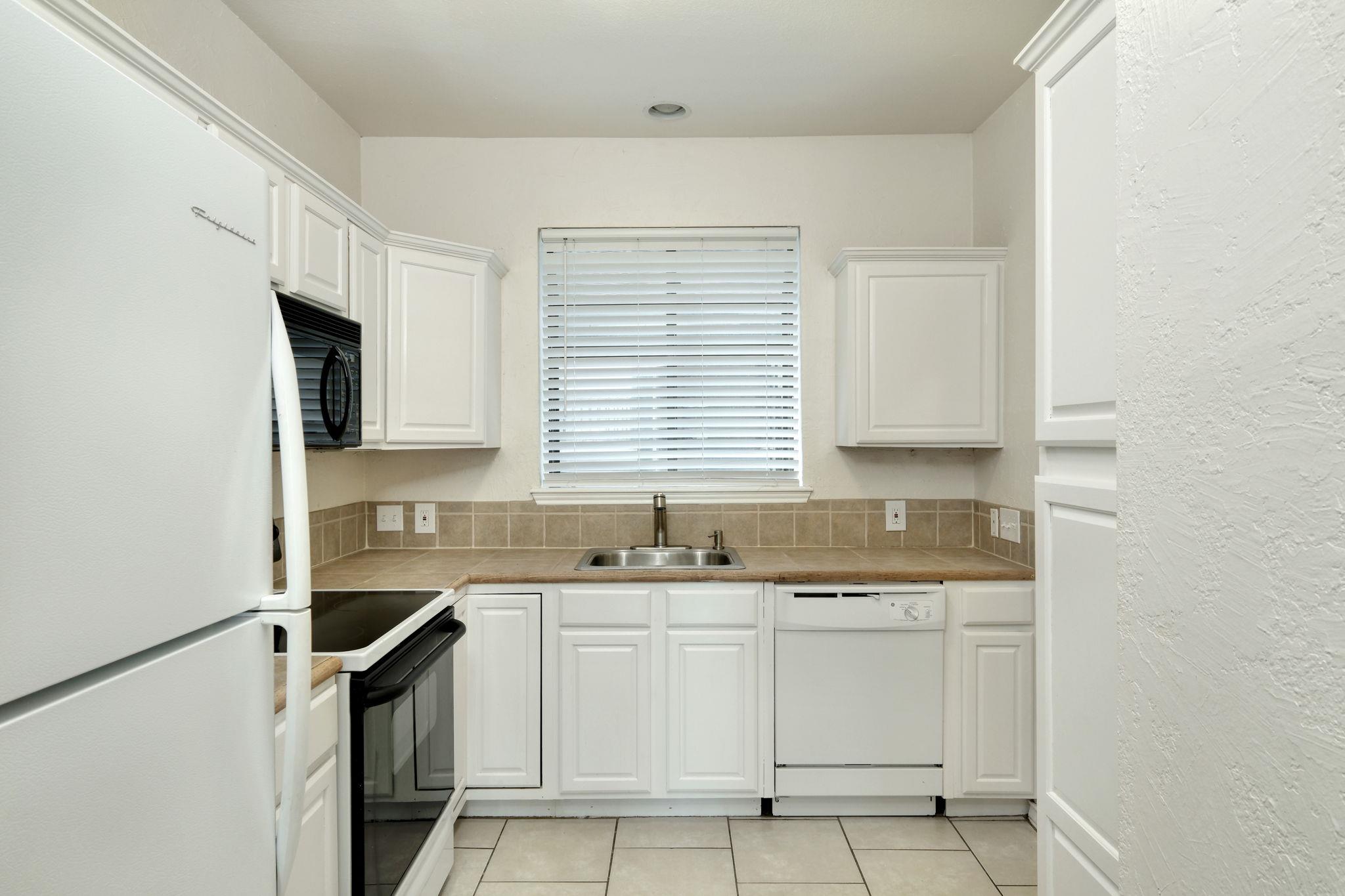 1741 Spyglass Dr # 1-228, Austin, TX 78746