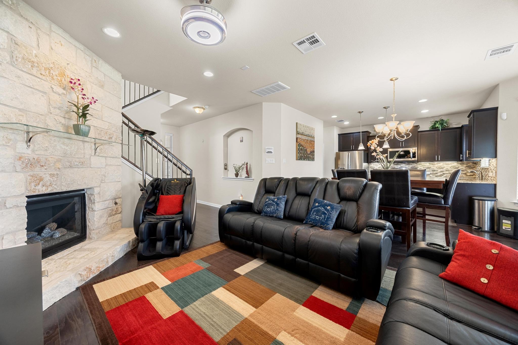 10812 Gates Ln # 441, Austin, TX 78750