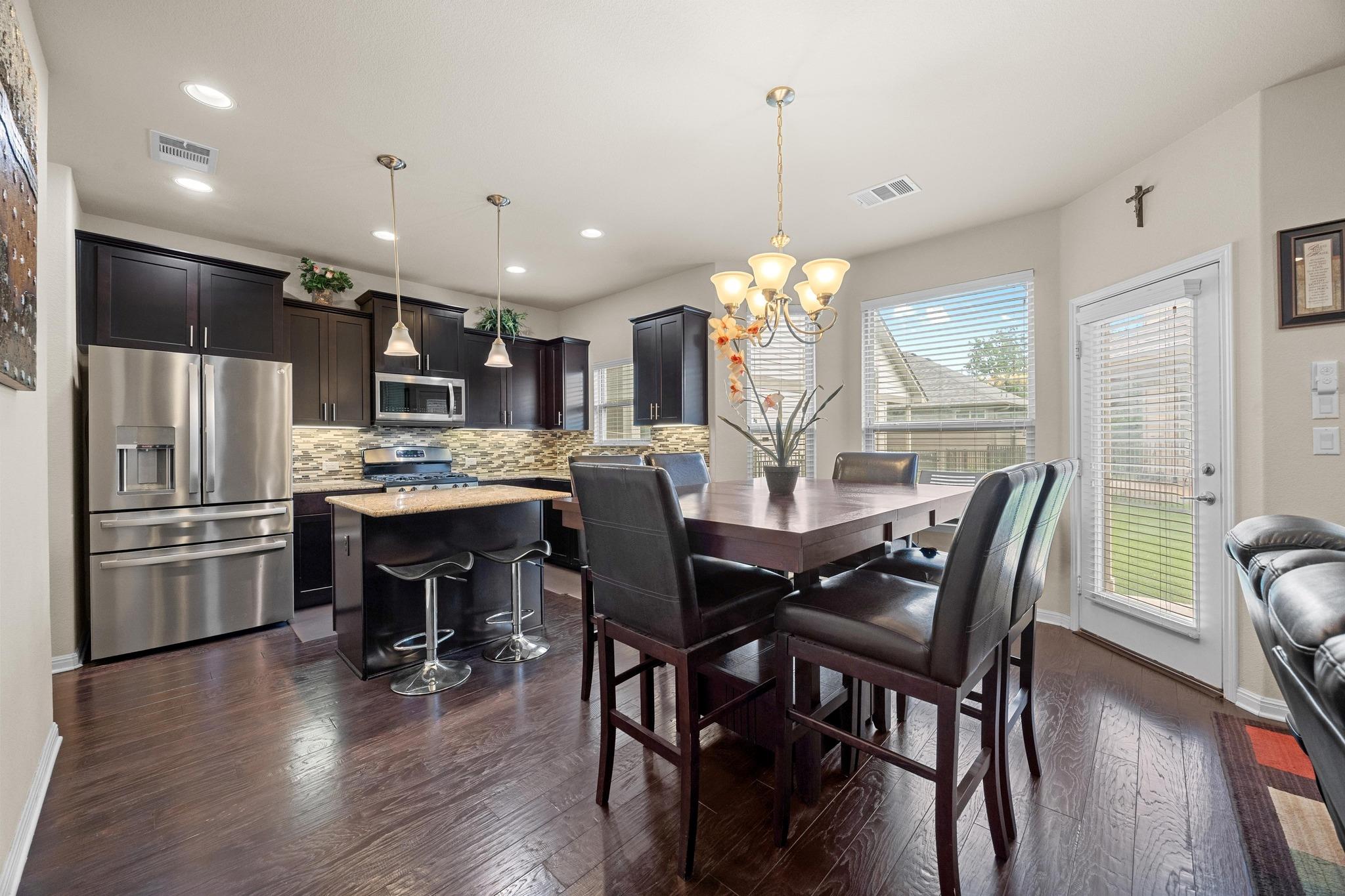 10812 Gates Ln # 441, Austin, TX 78750