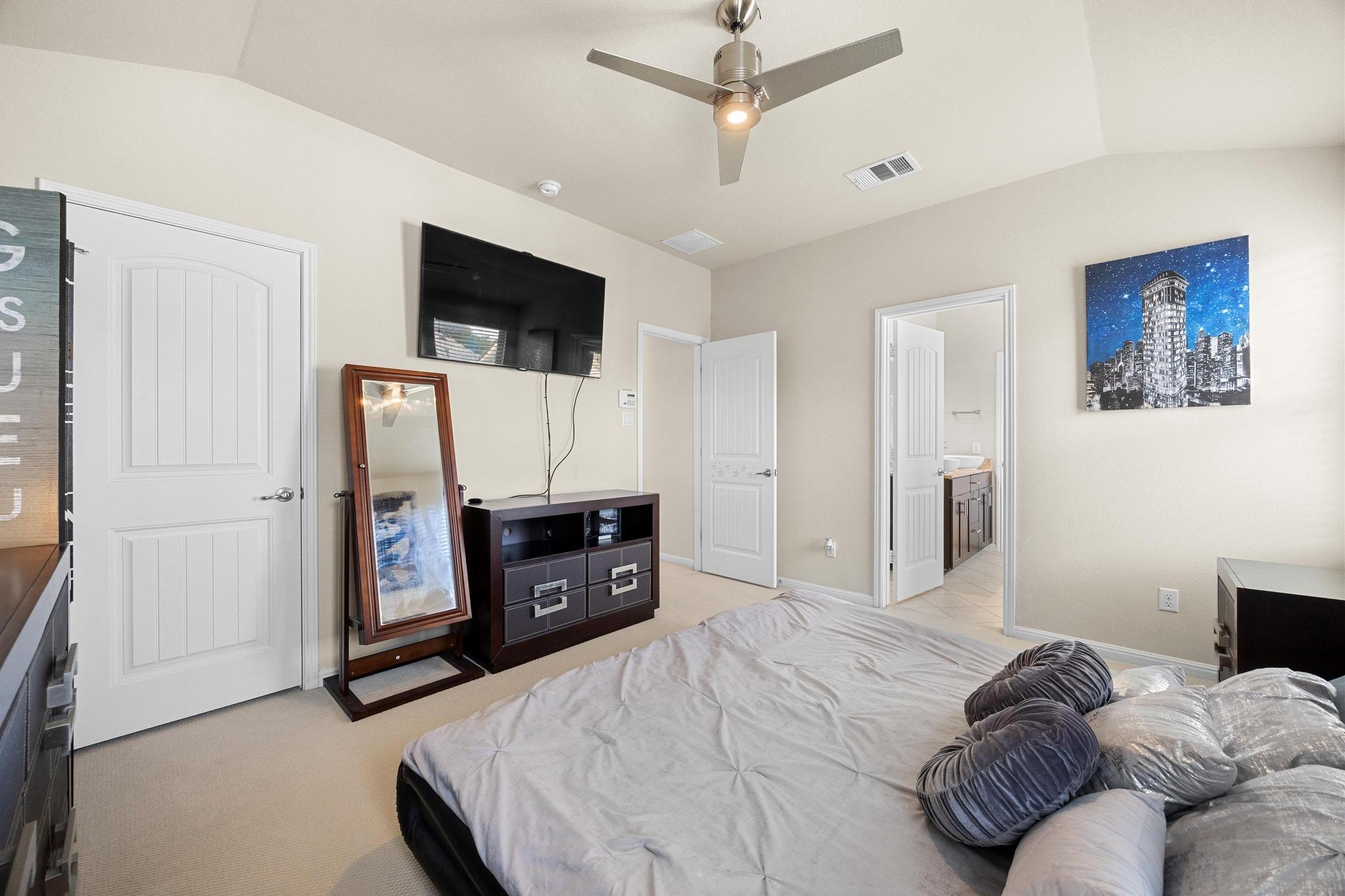 10812 Gates Ln # 441, Austin, TX 78750