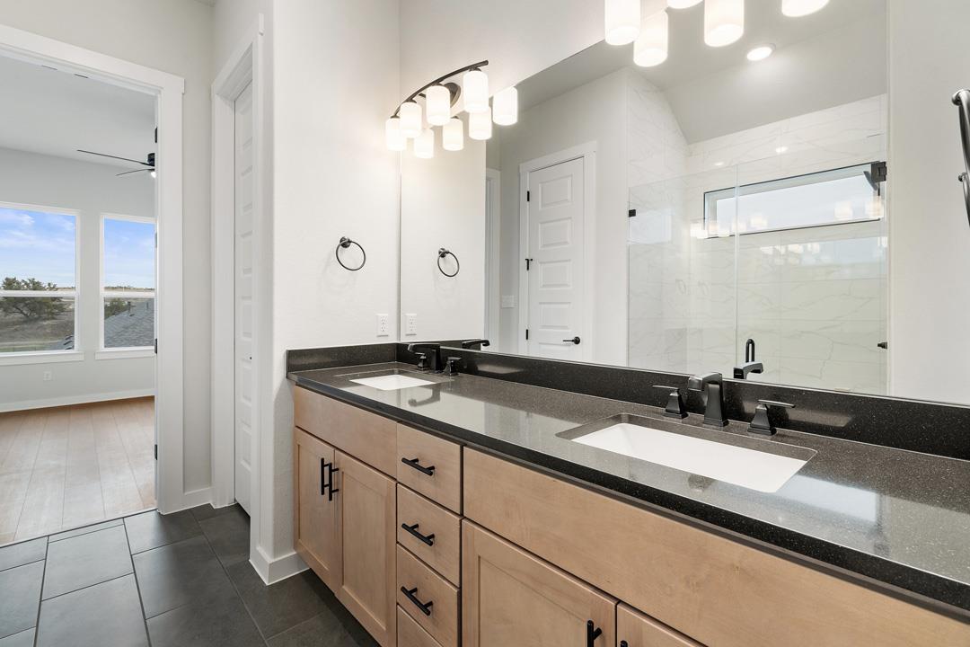 124 Old Woods Road, Liberty Hill, TX 78642