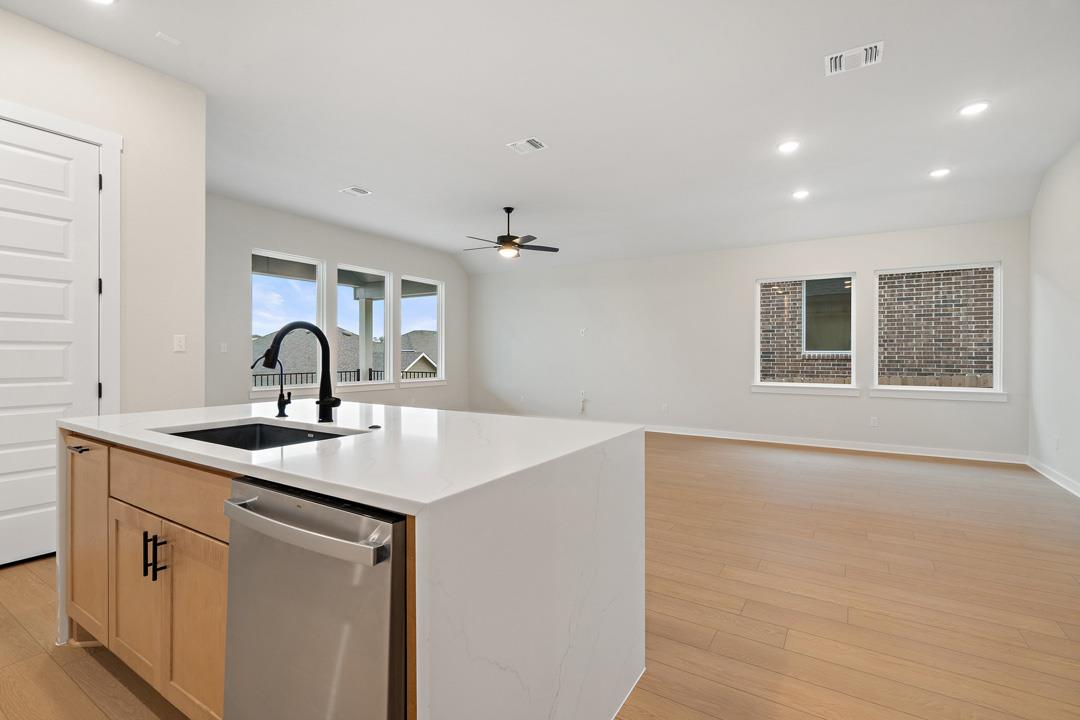 124 Old Woods Road, Liberty Hill, TX 78642