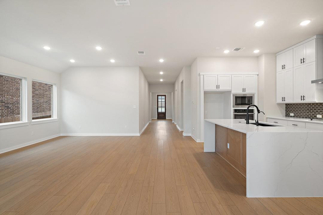 124 Old Woods Road, Liberty Hill, TX 78642