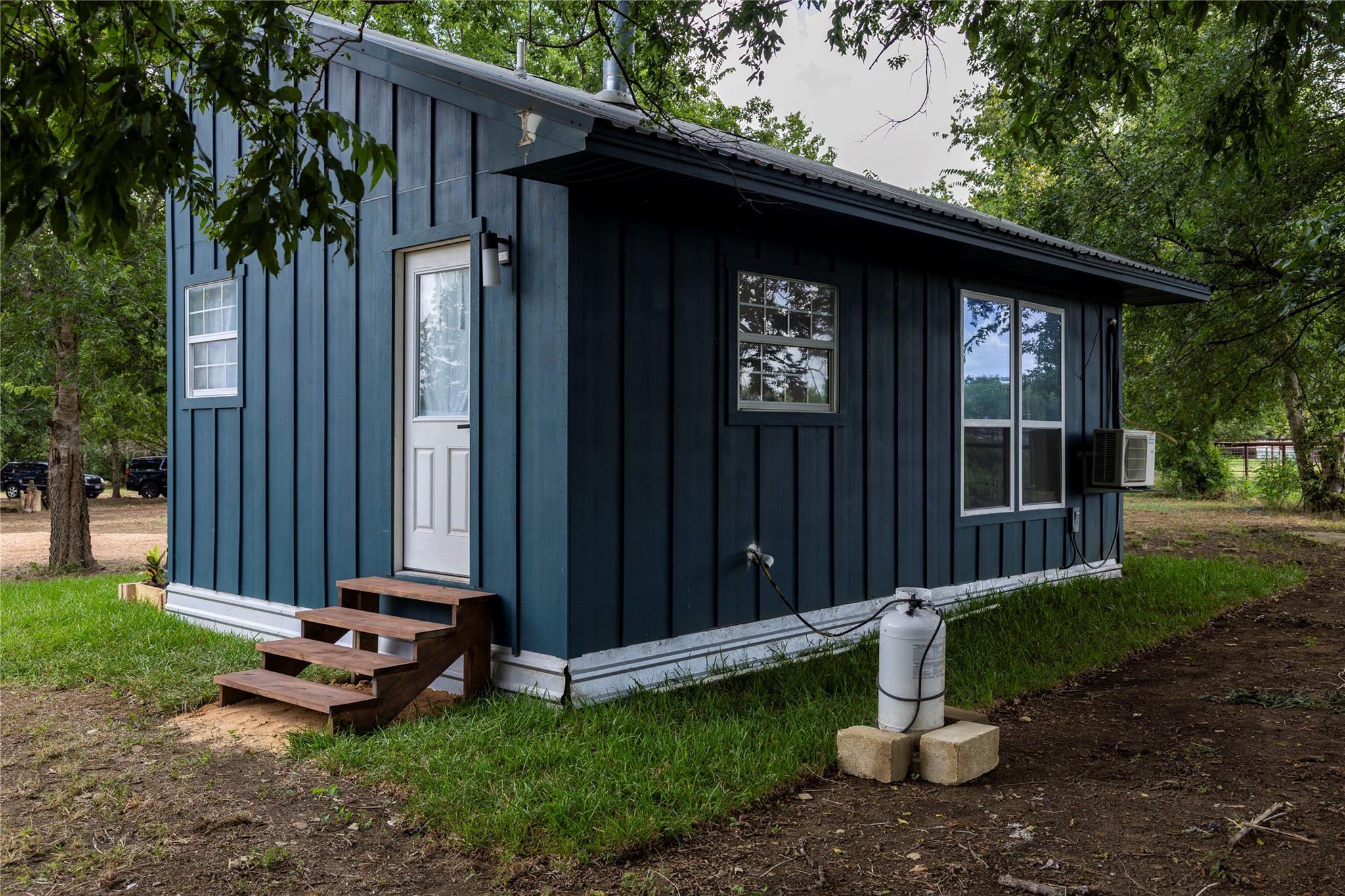 1014 Private Road 4041, Dime Box, TX 77853