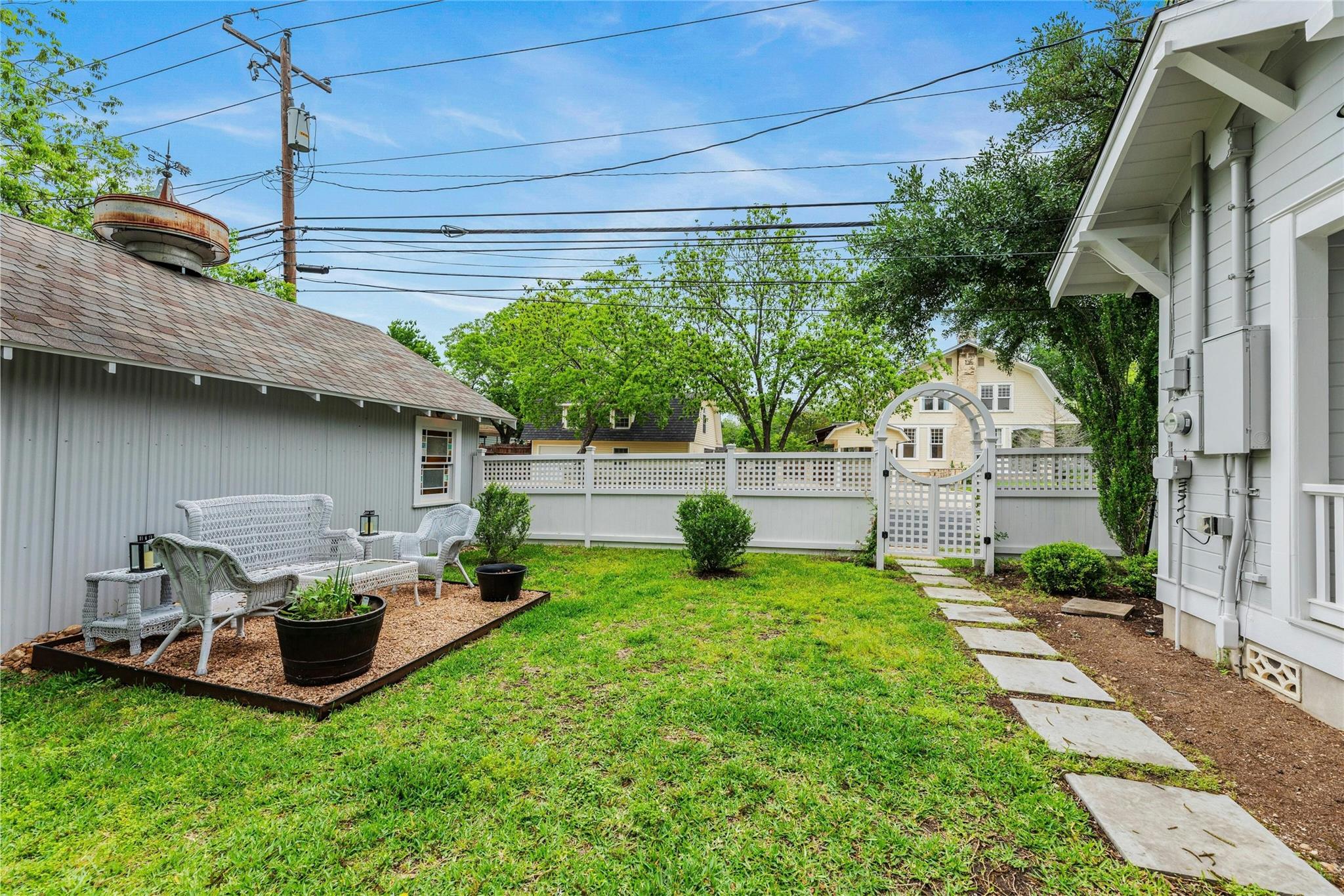 1502 Olive St, Georgetown, TX 78626