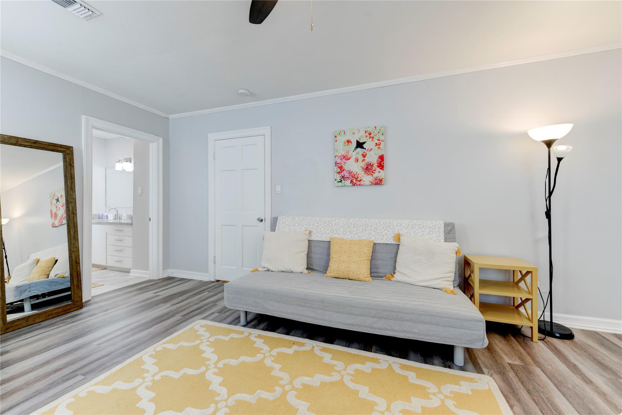 1303 Newfield Ln, Austin, TX 78703