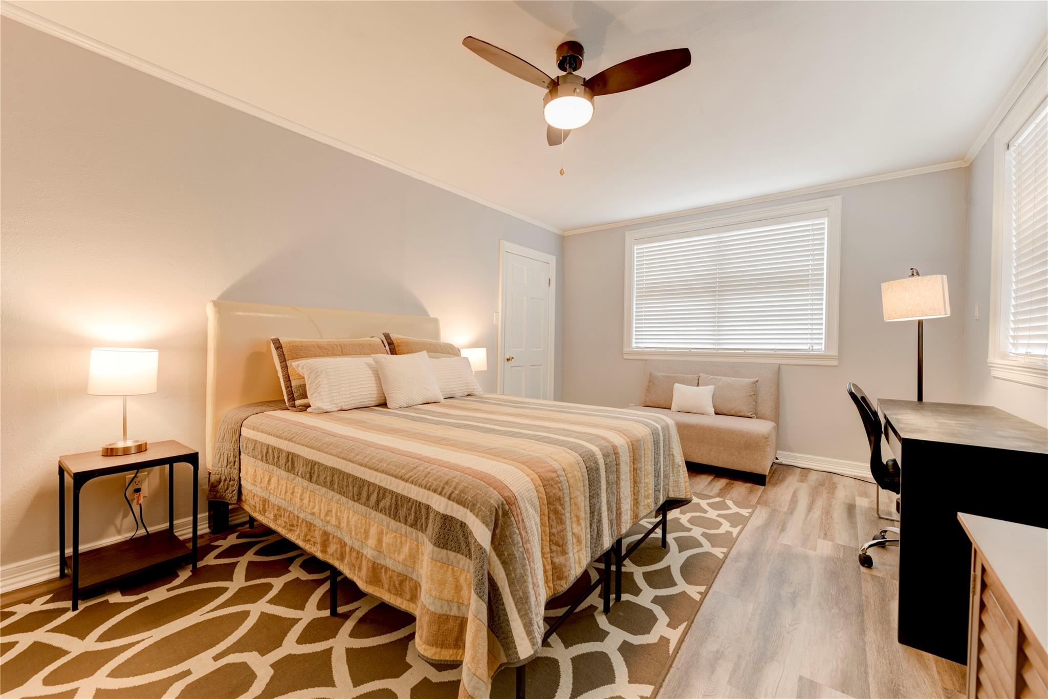 1303 Newfield Ln, Austin, TX 78703