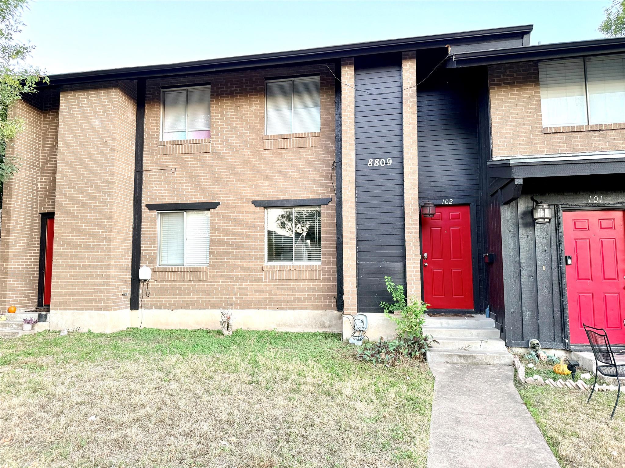 8809 Dawnridge Cir # 102, Austin, TX 78757