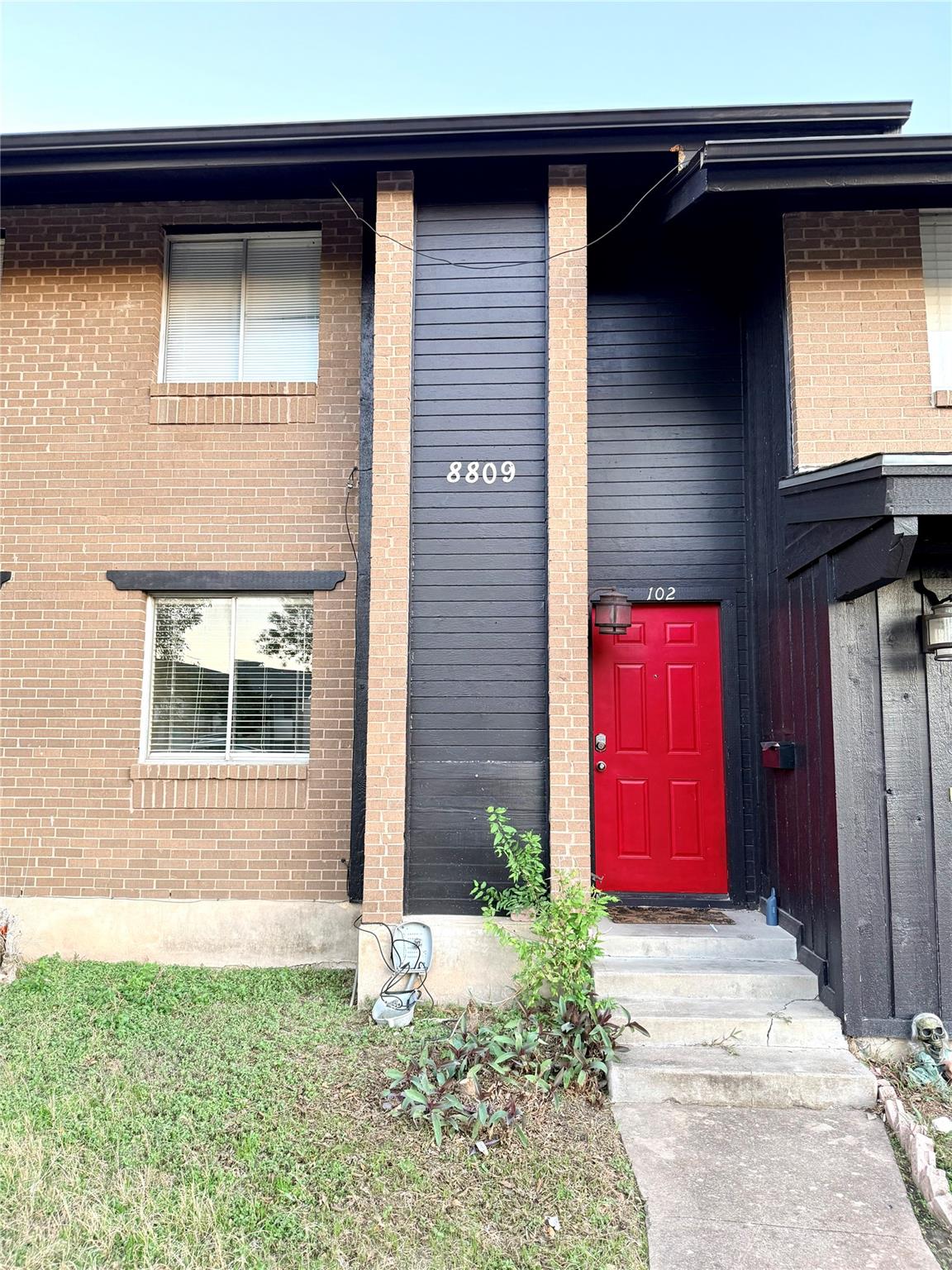 8809 Dawnridge Cir # 102, Austin, TX 78757