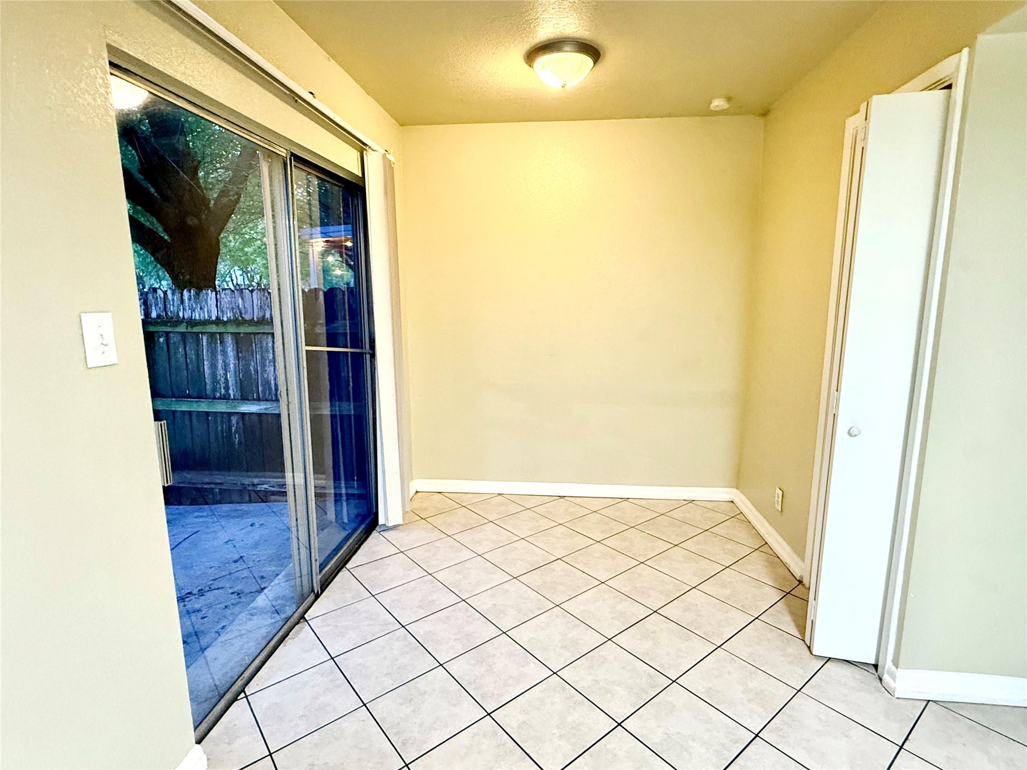 8809 Dawnridge Cir # 102, Austin, TX 78757