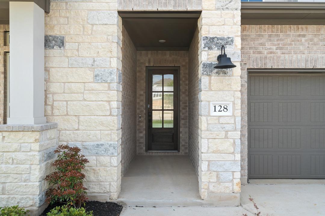 128 Old Woods Road, Liberty Hill, TX 78642