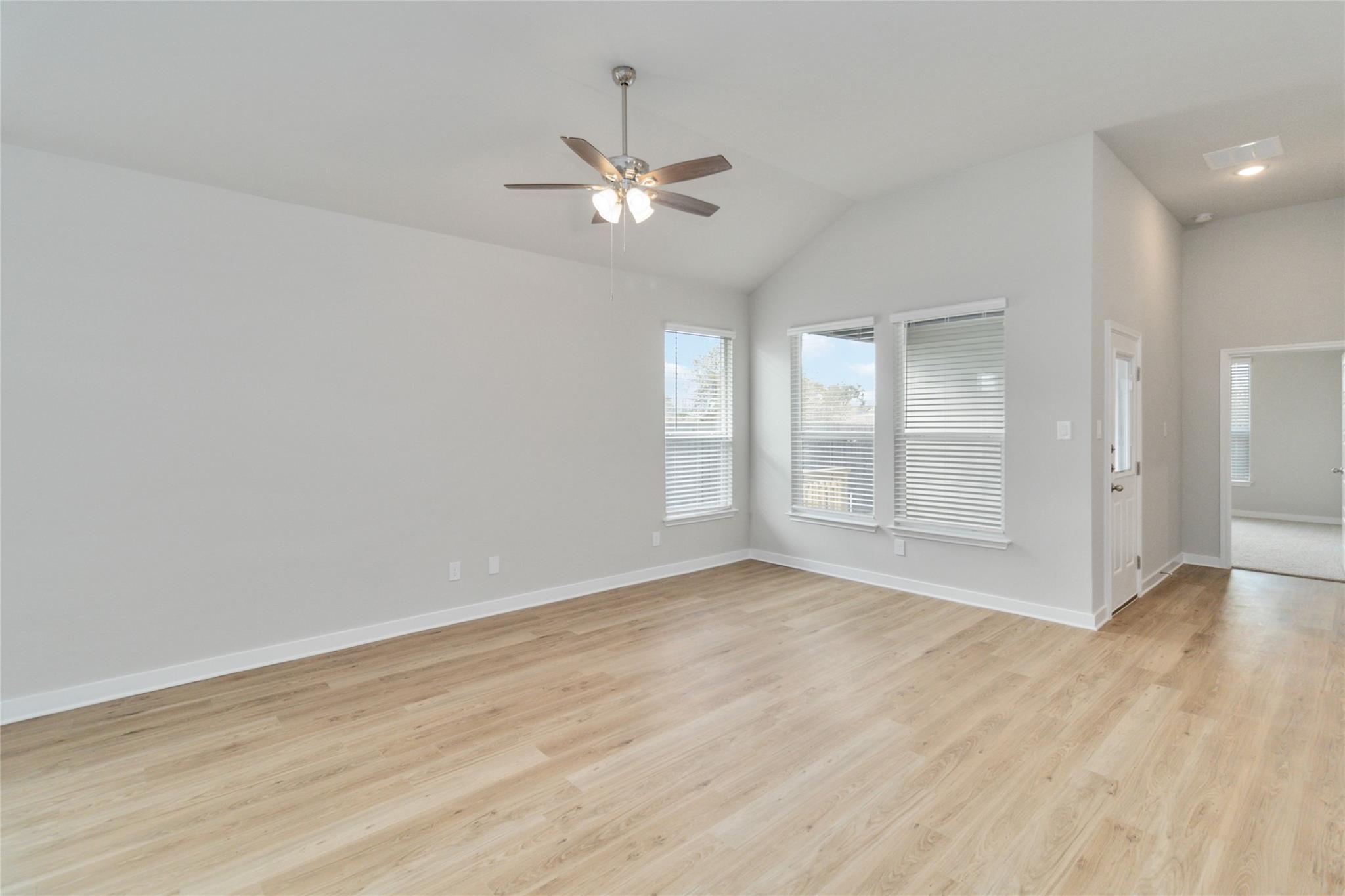 145 Schrader Dr # B, Buda, TX 78610