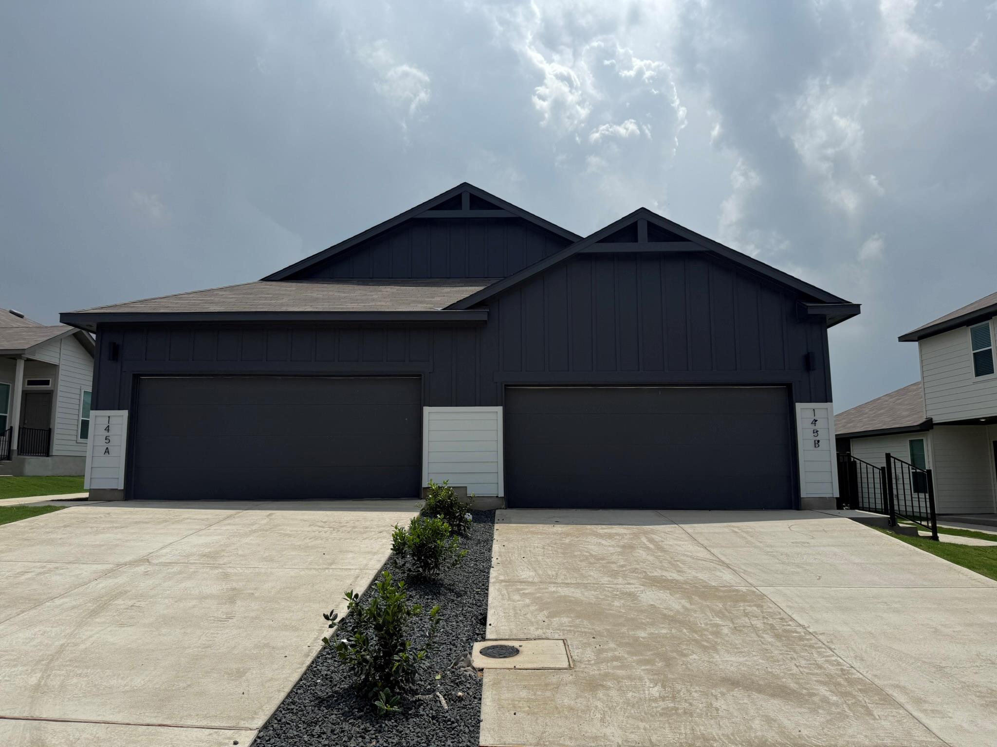 145 Schrader Dr # B, Buda, TX 78610