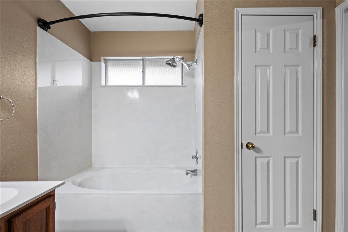 13438 E Moscow Trl, Austin, TX 78729